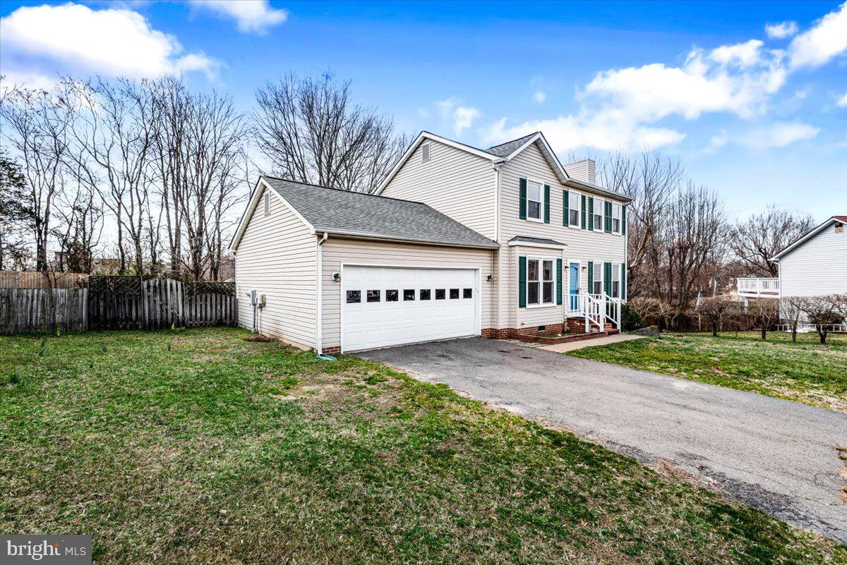 10704 LIVE OAK COURT