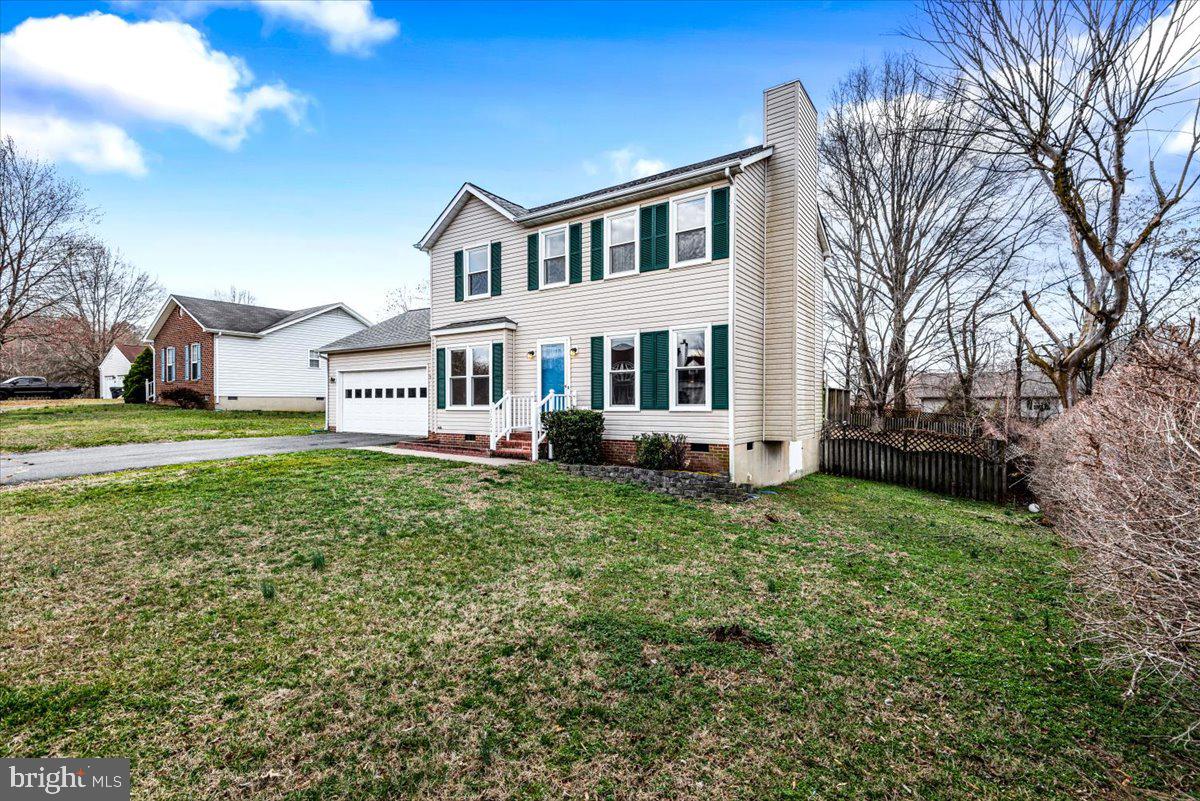 10704 LIVE OAK COURT