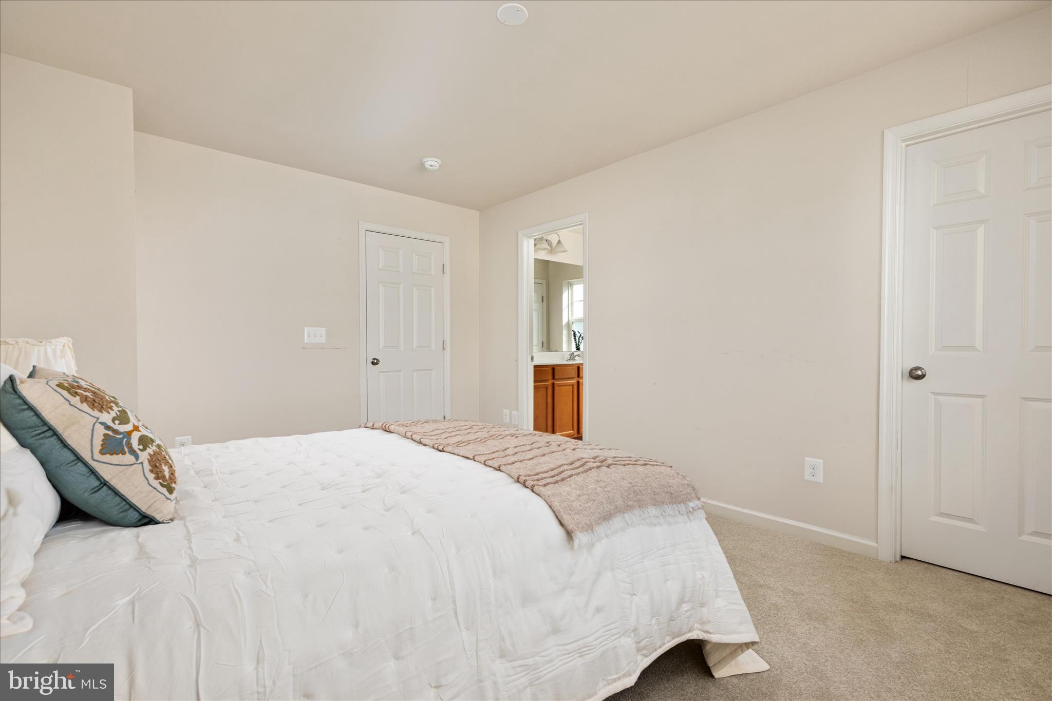 SNOWDEN BRIDGE - Residential