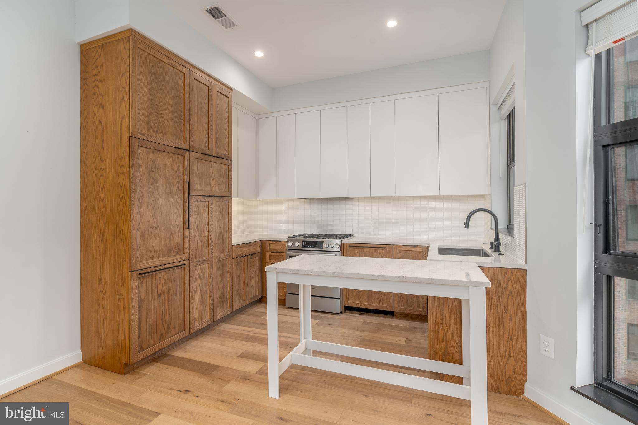 2525 PENNSYLVANIA NW 502