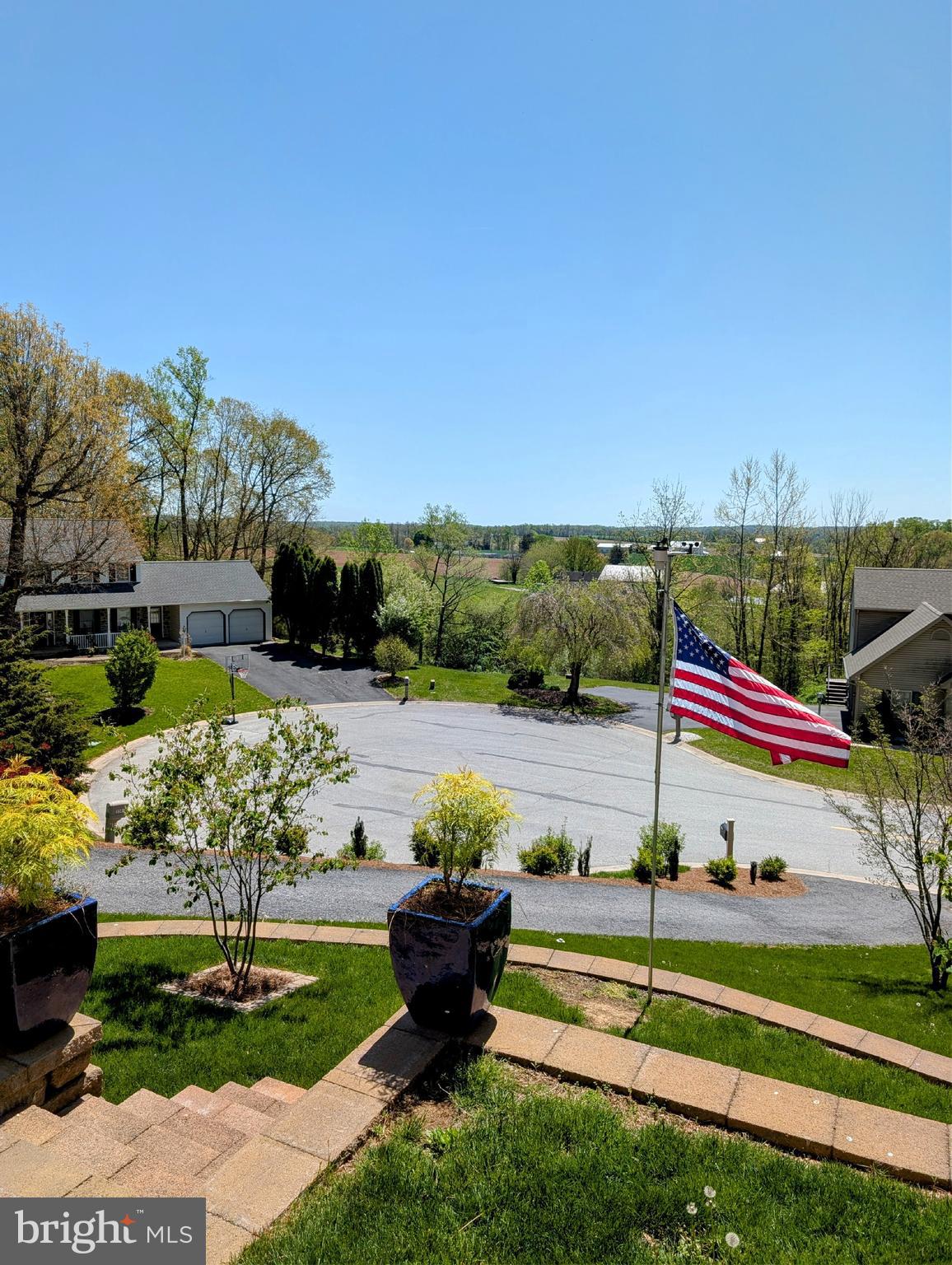 WOODLAND HILLS SOUTH - Residential