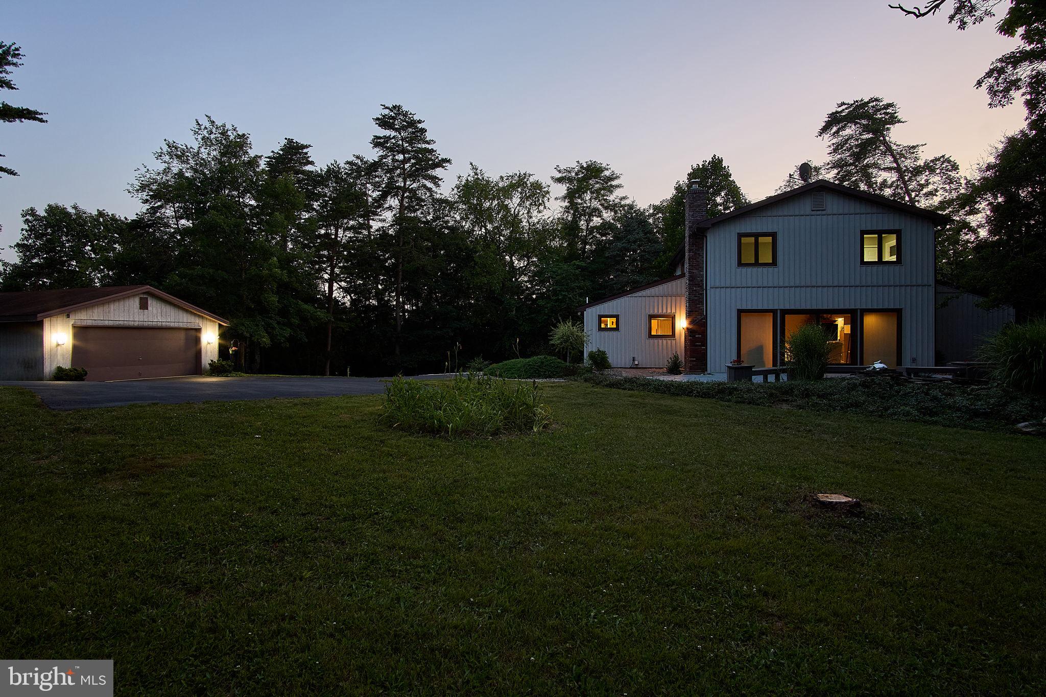 1911 LONGS GAP ROAD