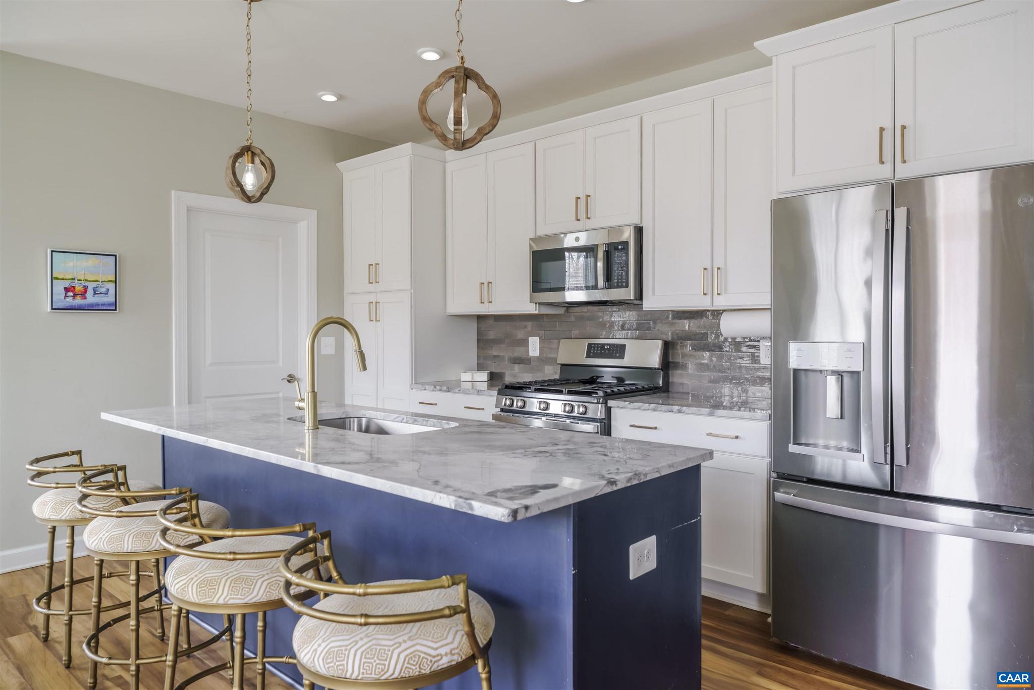 OLD TRAIL - Residential