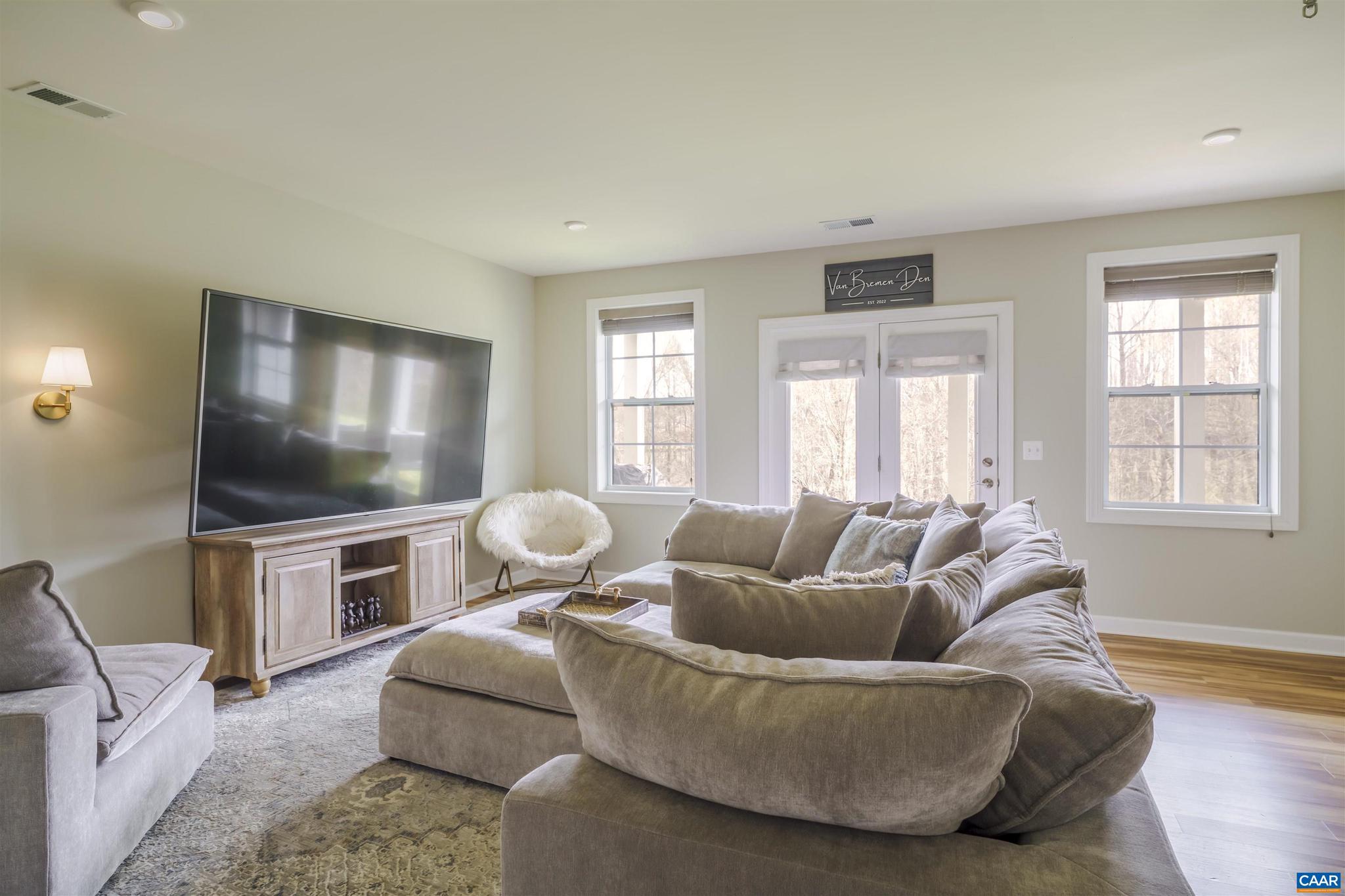 OLD TRAIL - Residential