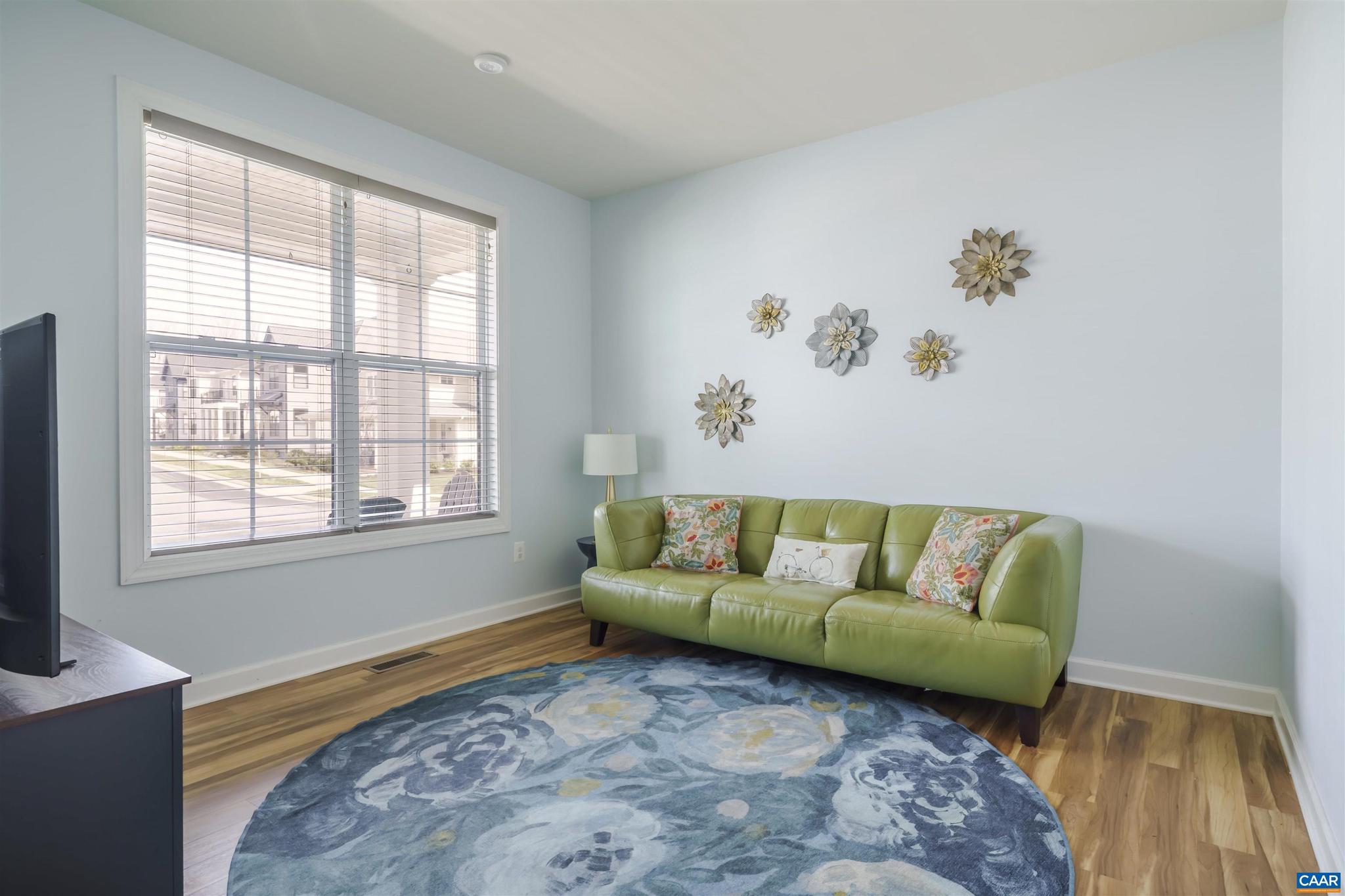 OLD TRAIL - Residential