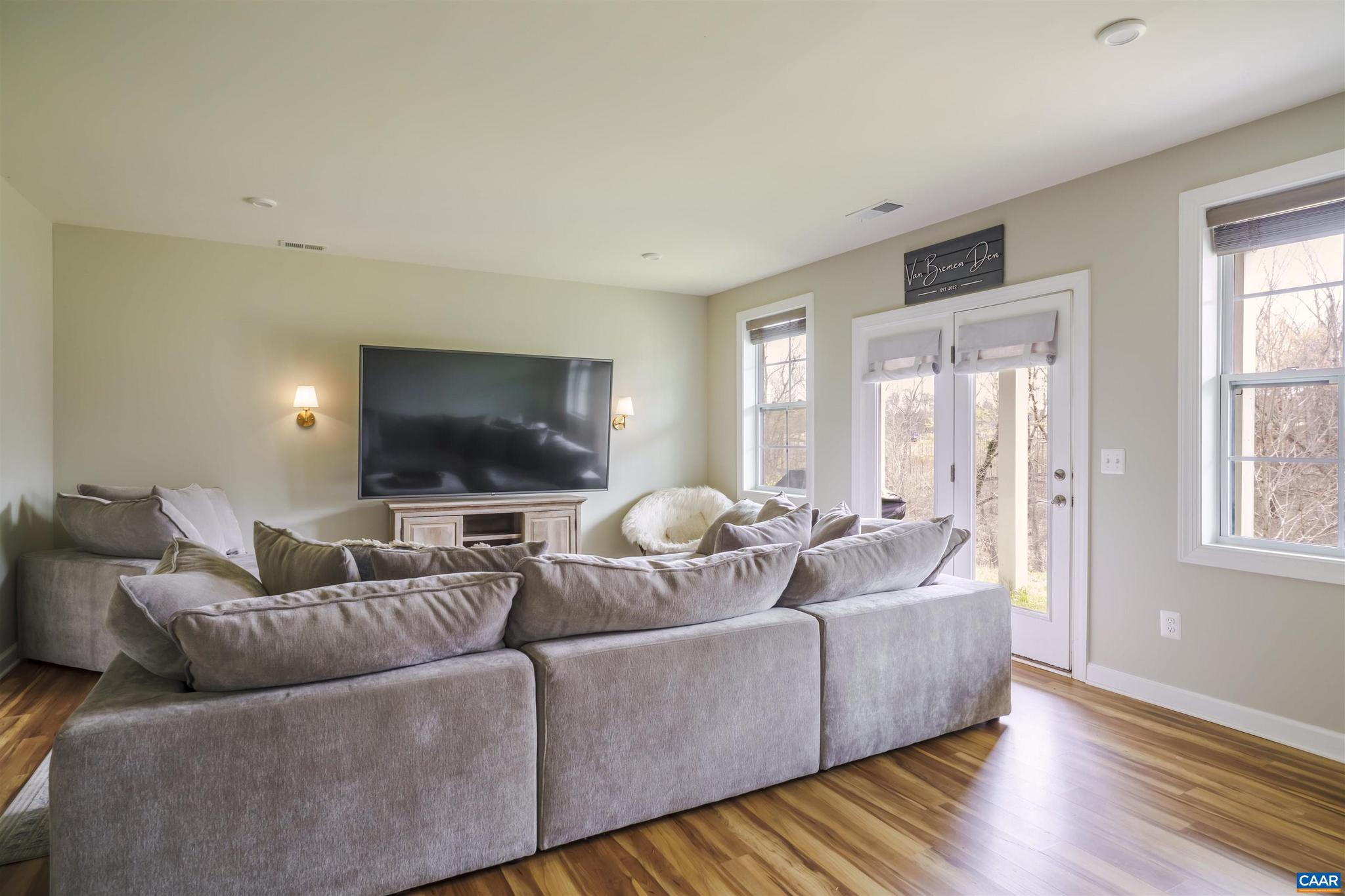 OLD TRAIL - Residential