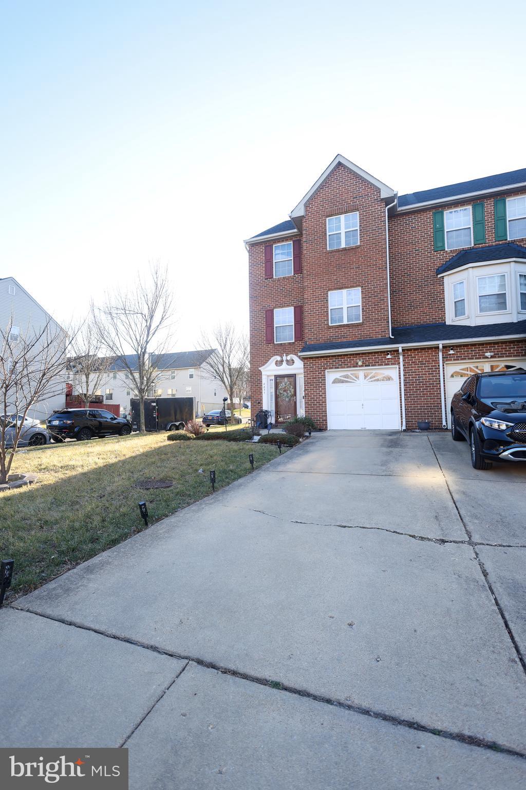 CLINTON DALE TOWNHOUSES - Residential