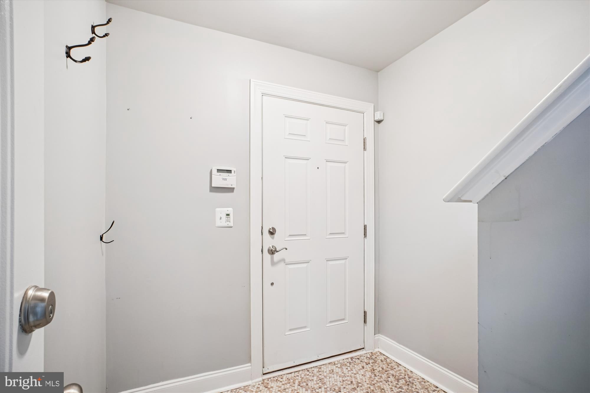 SHIRLINGTON CREST - Residential Lease