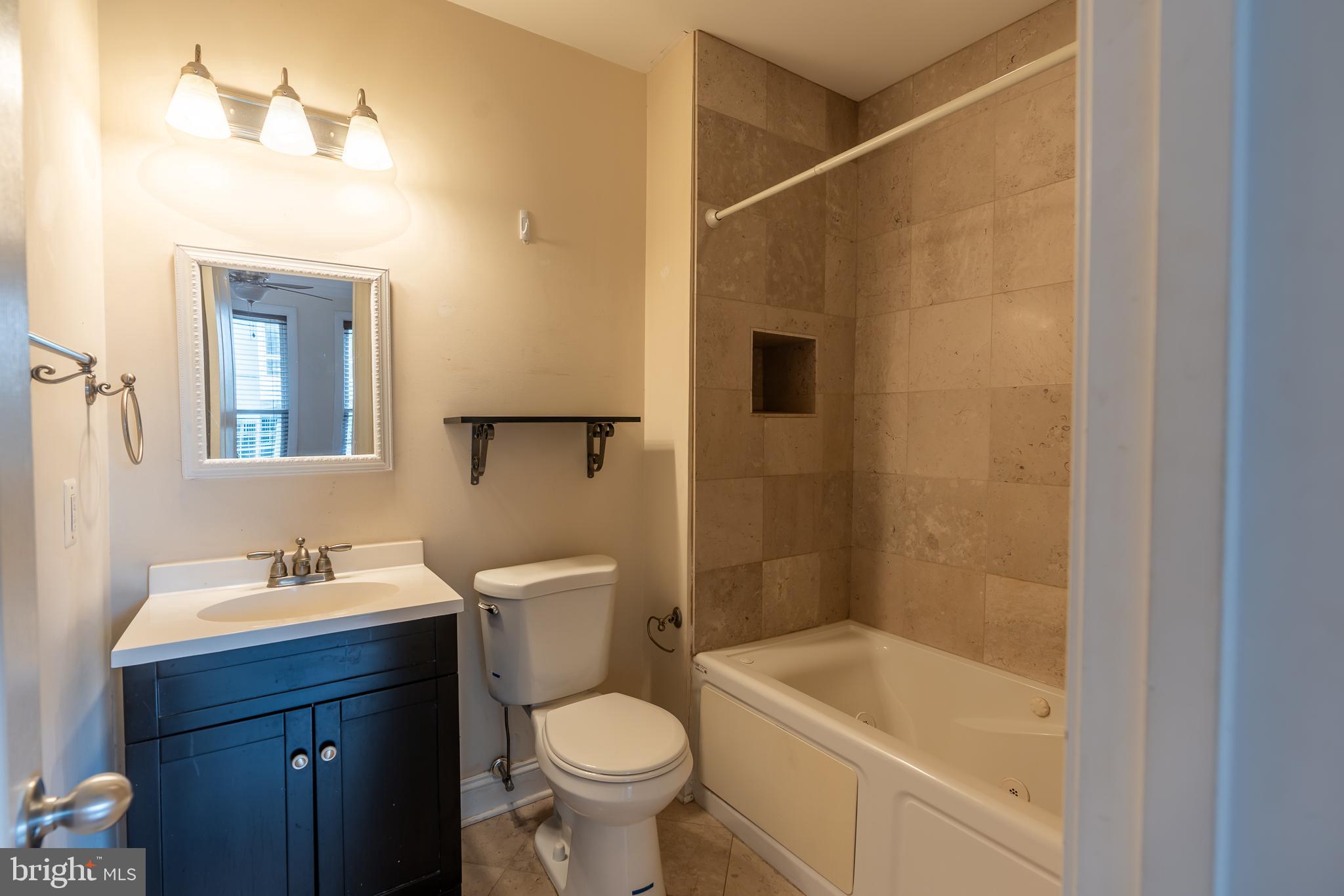 FEDERAL HILL HISTORIC DISTRICT - Residential Lease