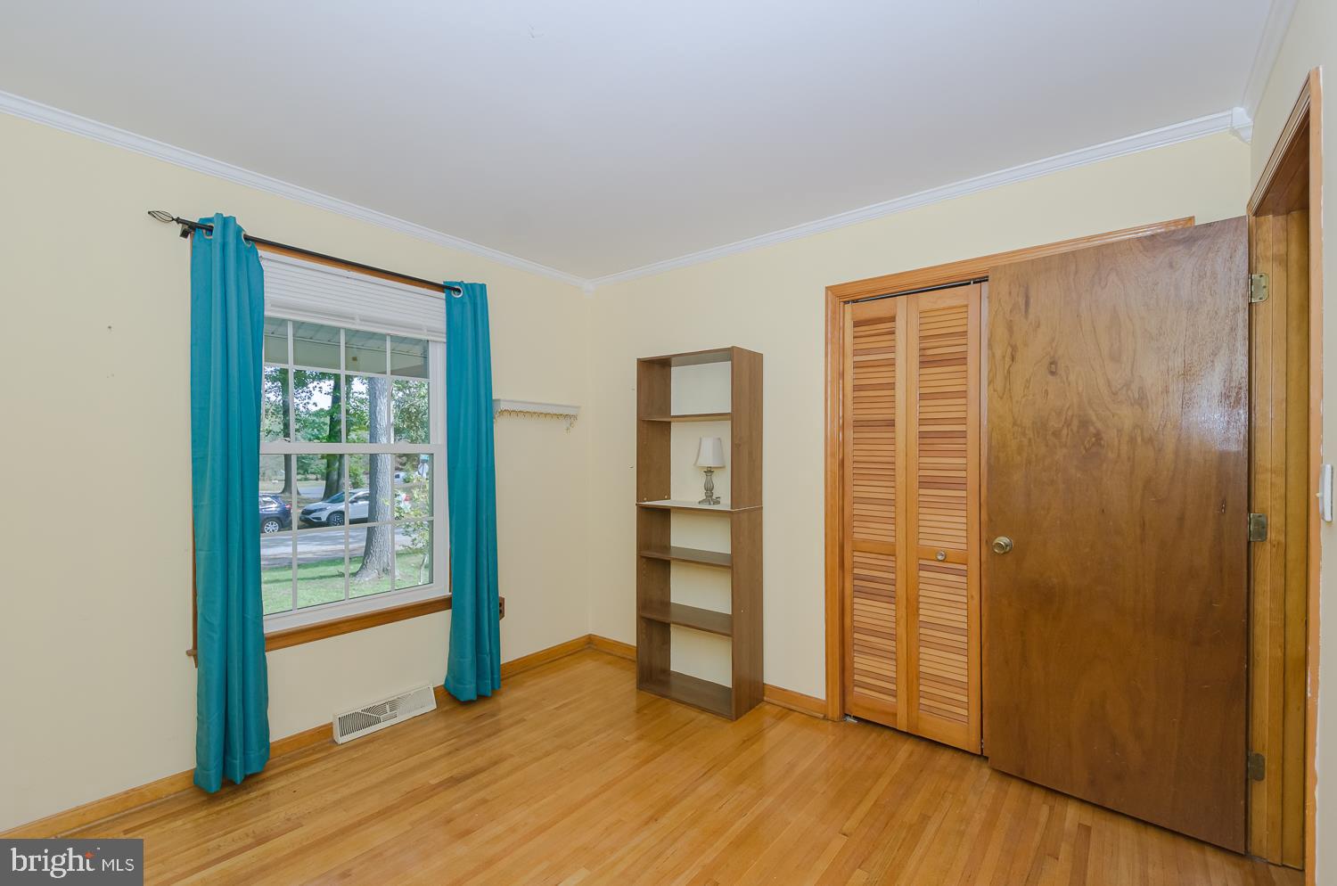 LONG POINT ON THE MAGOTHY - Residential