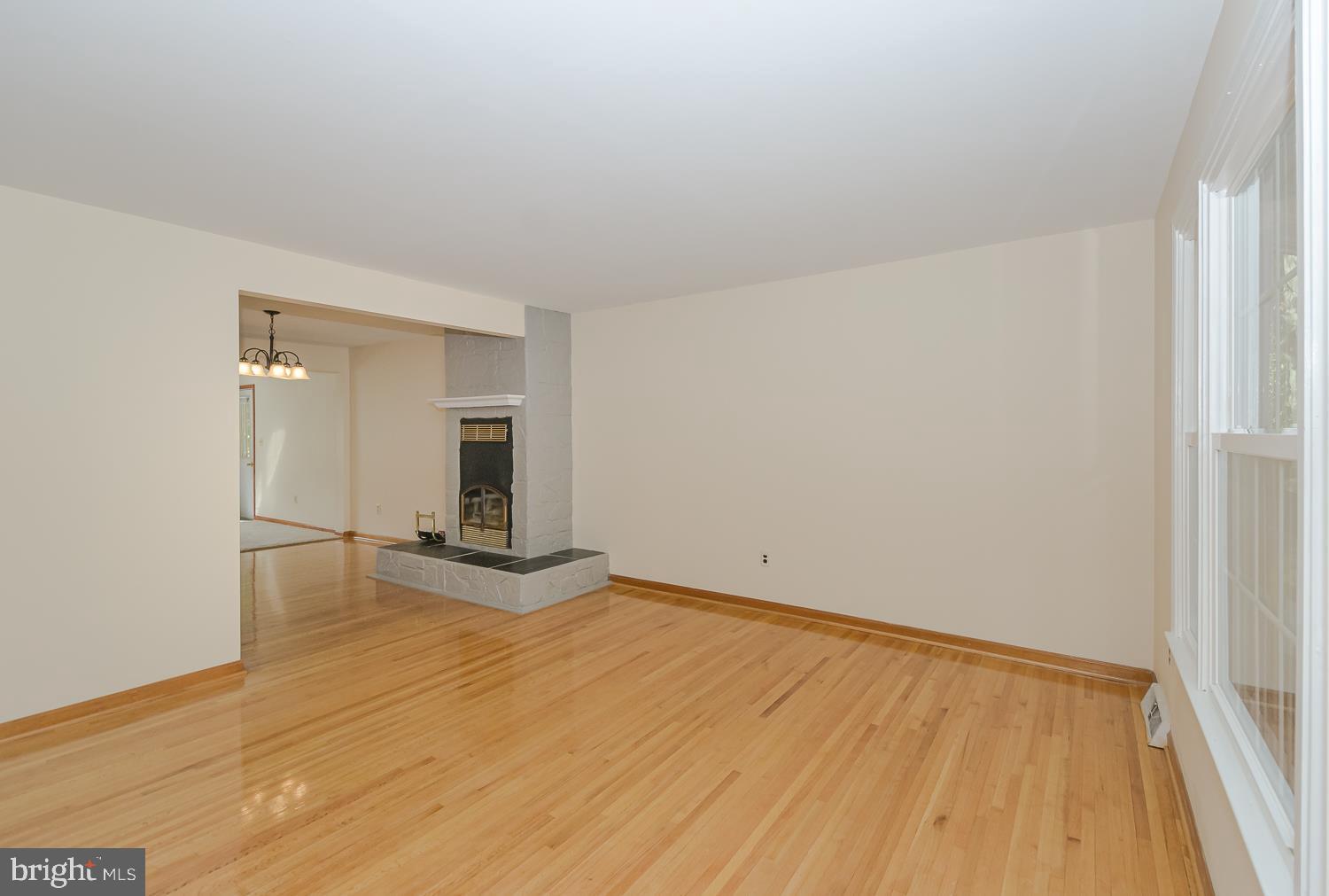 LONG POINT ON THE MAGOTHY - Residential