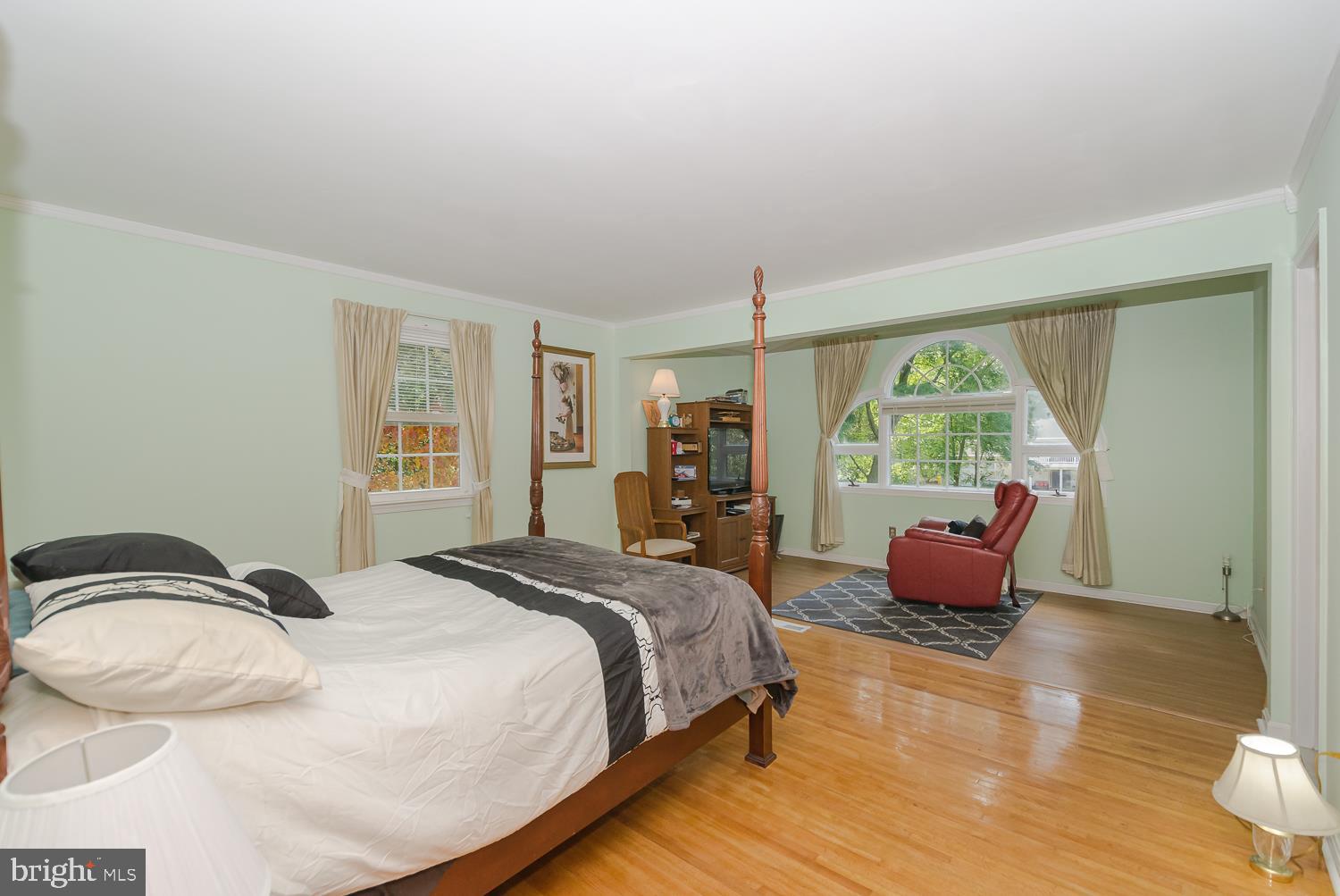 LONG POINT ON THE MAGOTHY - Residential