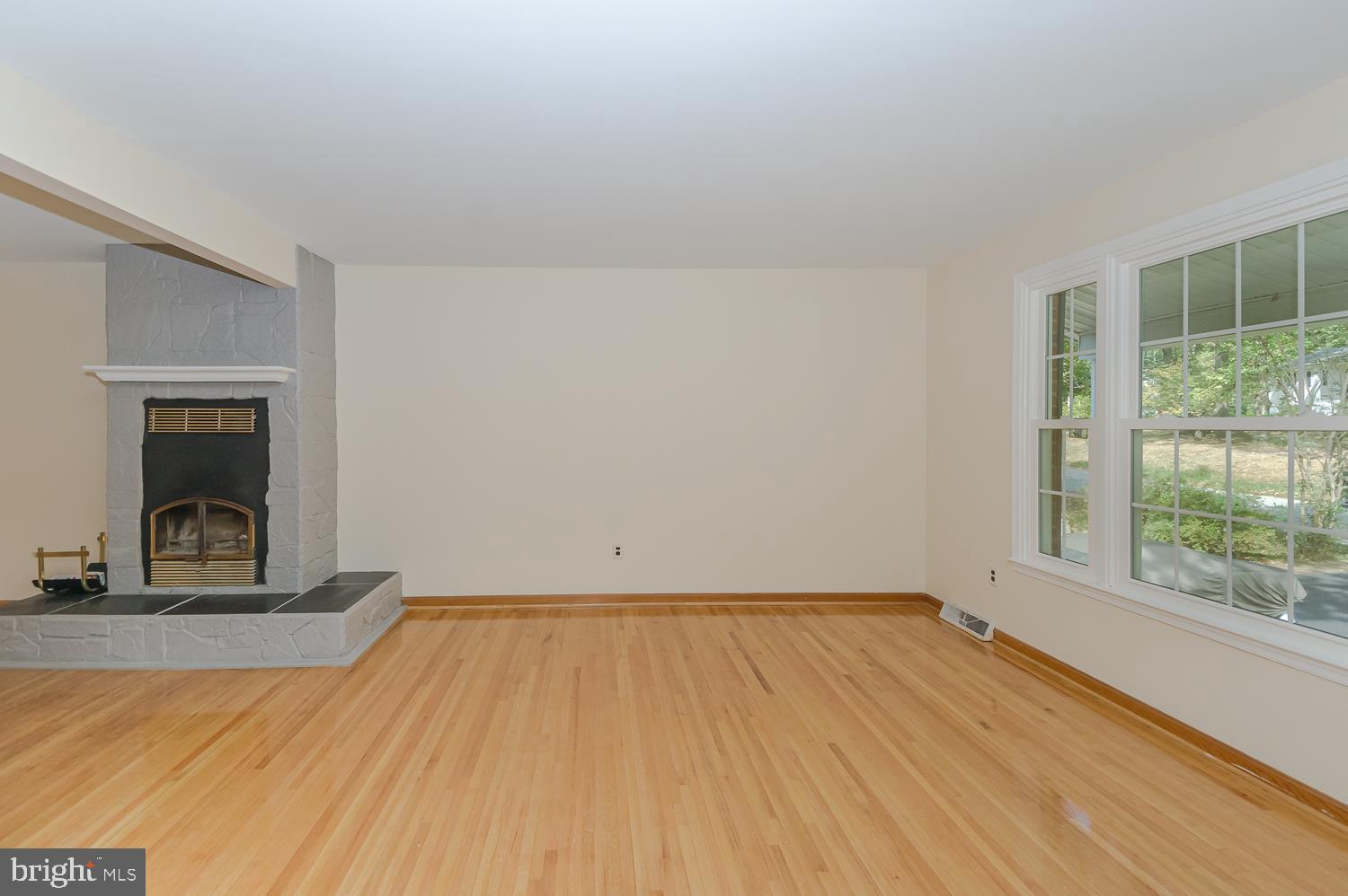 LONG POINT ON THE MAGOTHY - Residential