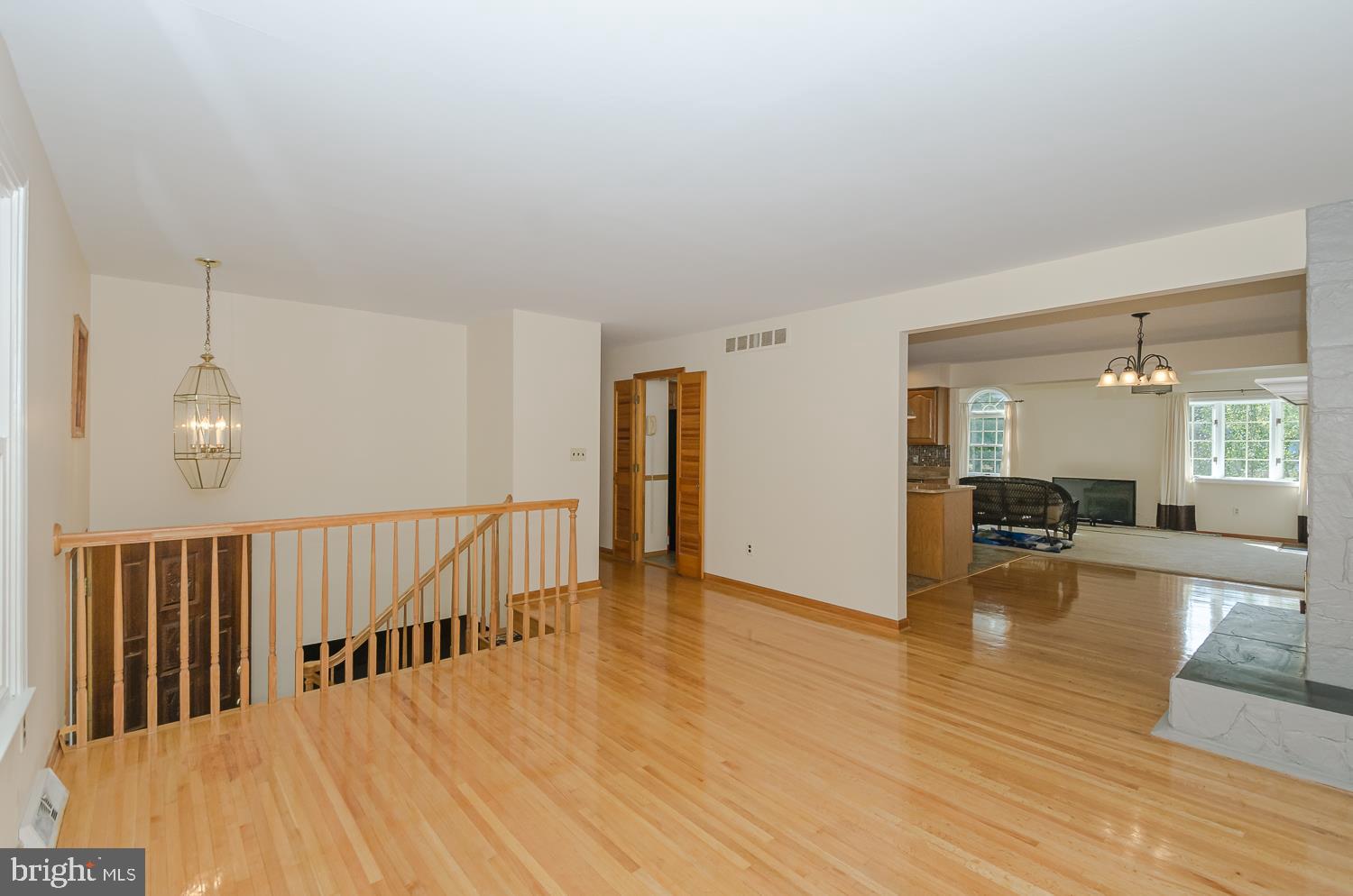 LONG POINT ON THE MAGOTHY - Residential