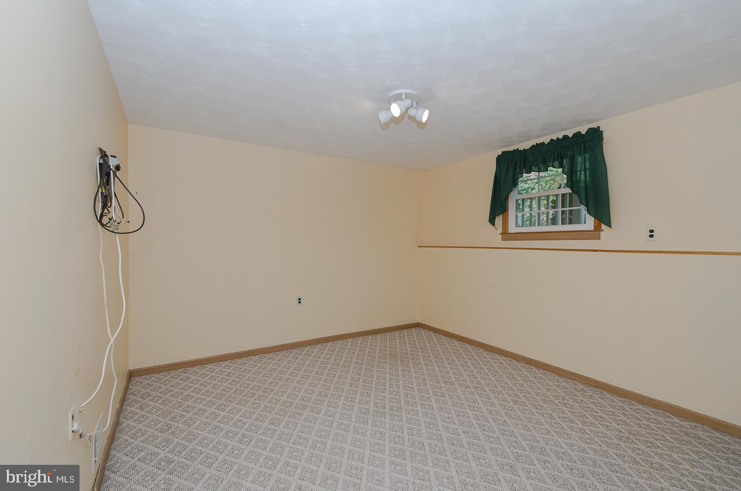 LONG POINT ON THE MAGOTHY - Residential