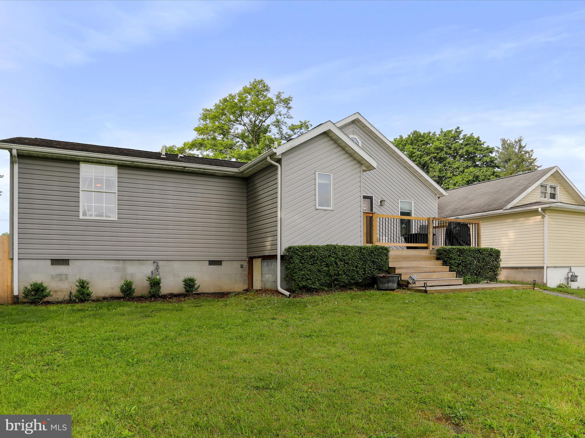 CRESAPTOWN - Residential