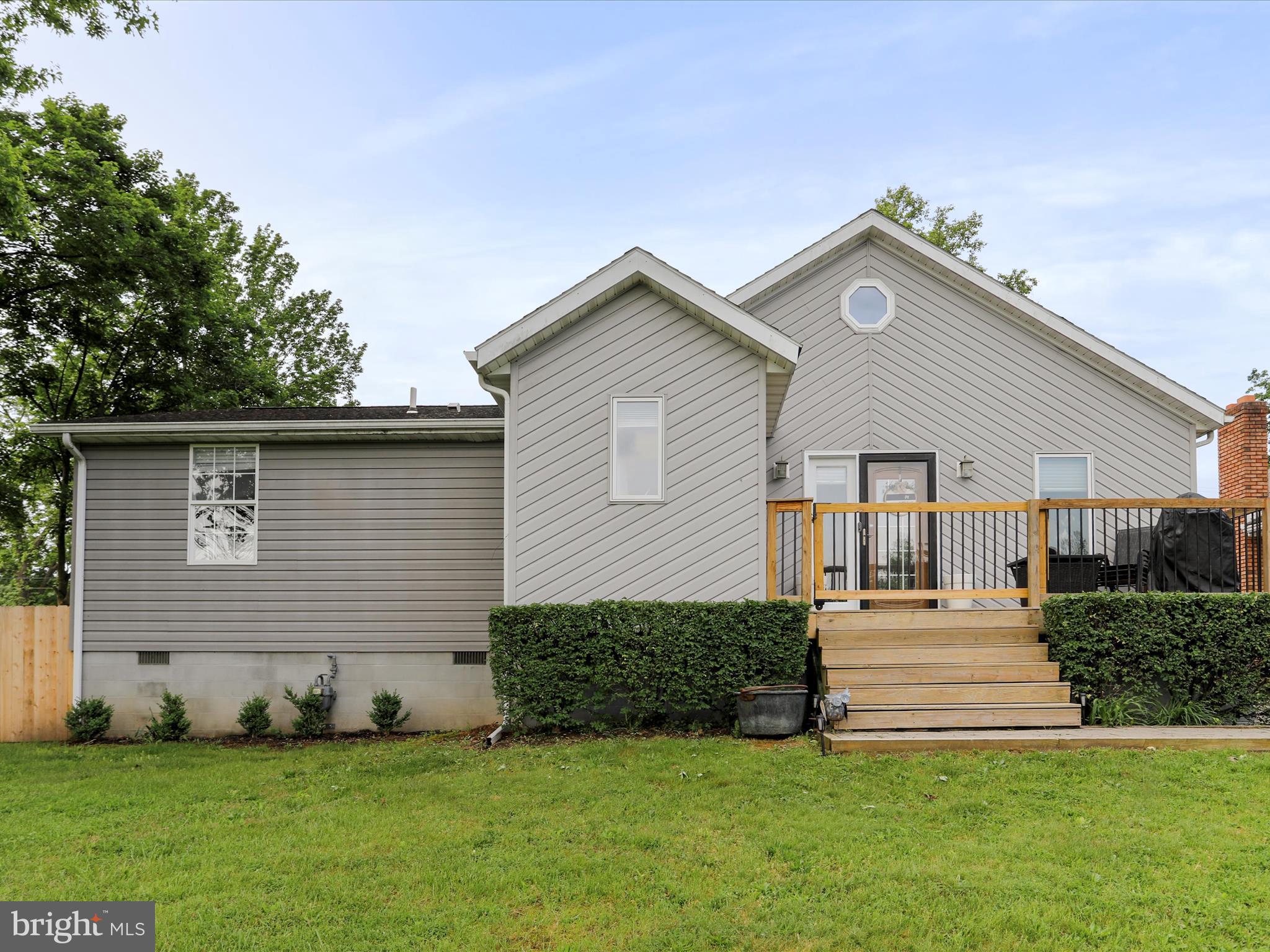 CRESAPTOWN - Residential