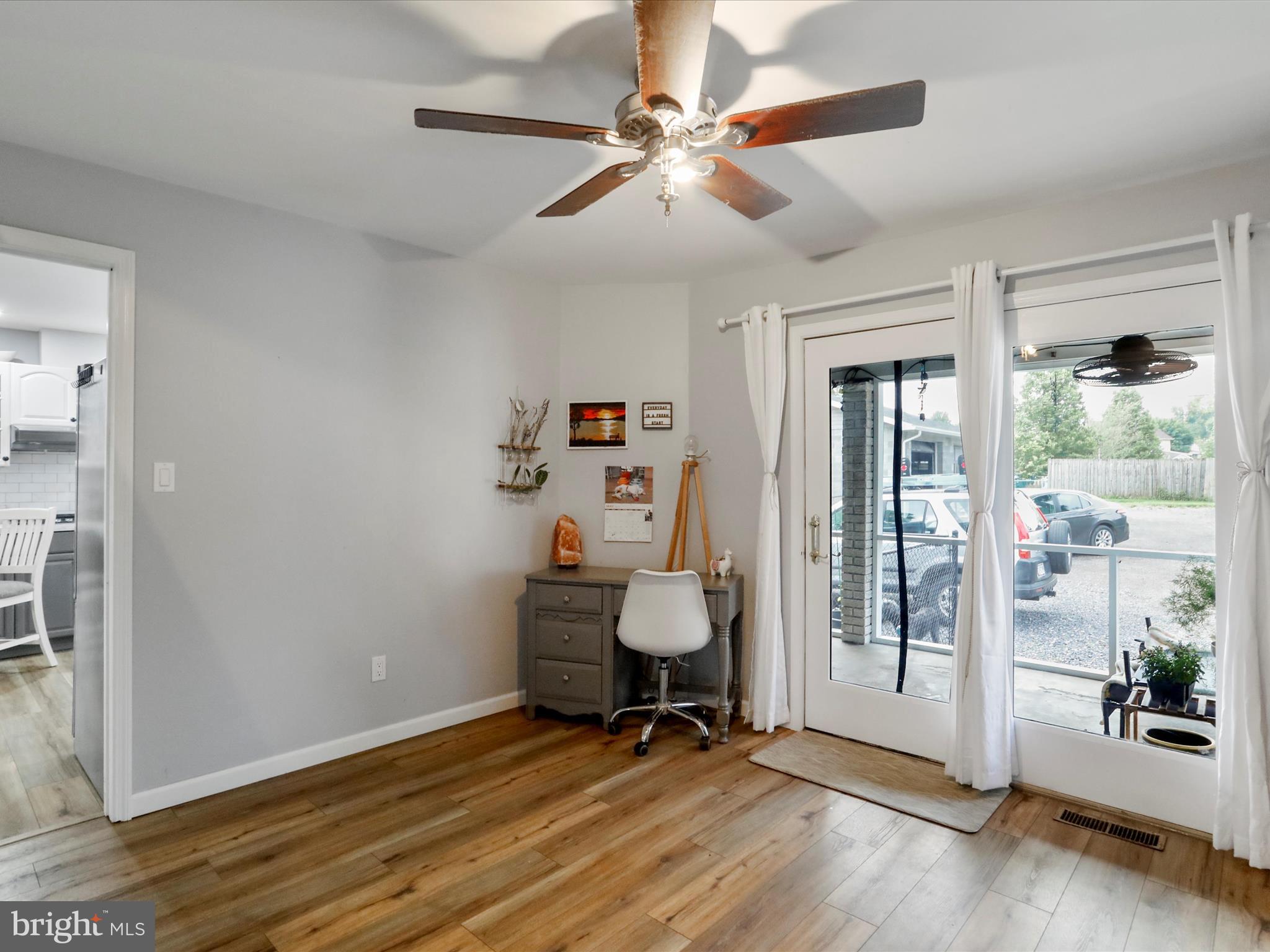 CRESAPTOWN - Residential