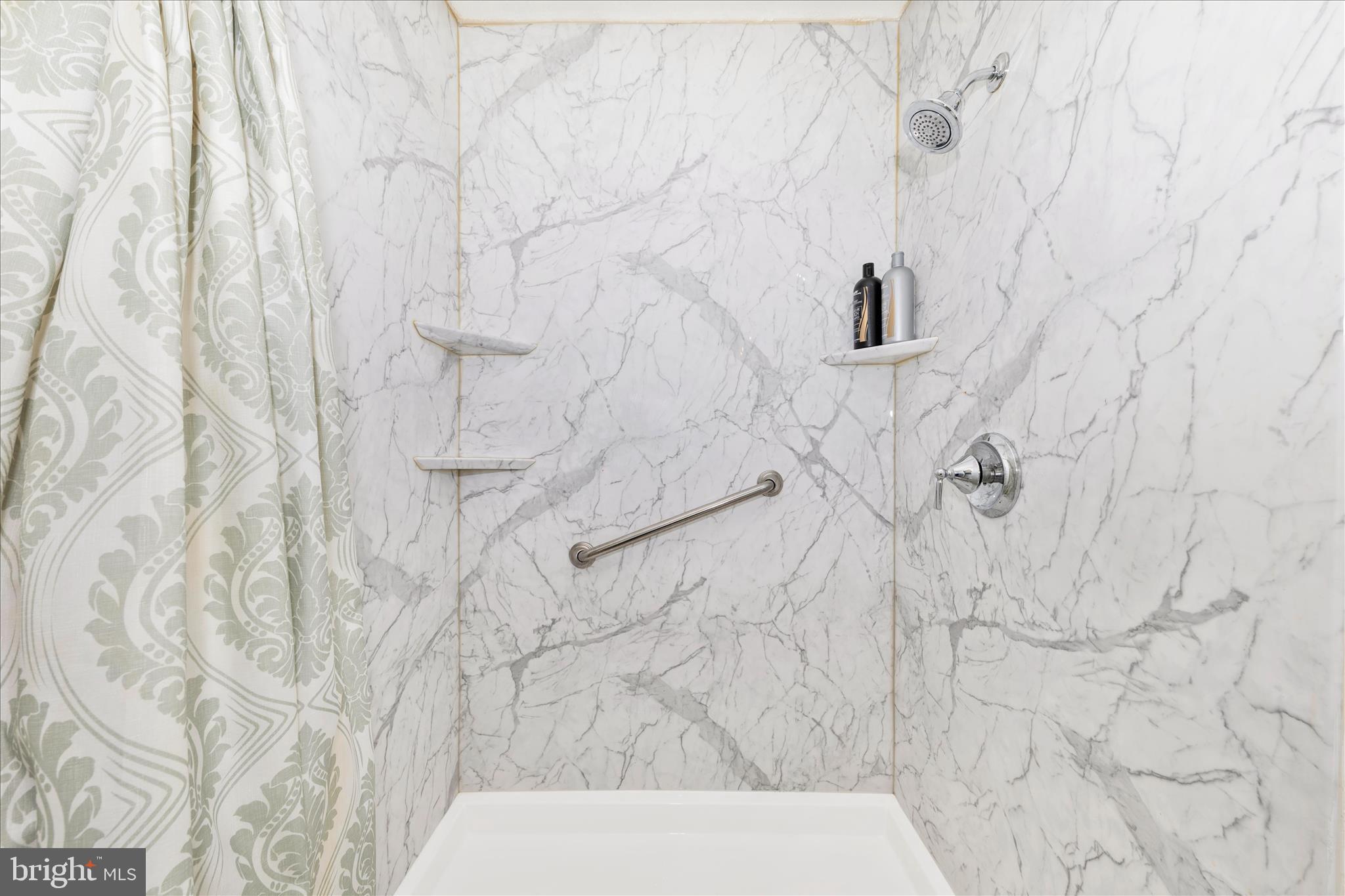 BONIWOOD PLAT 2 - Residential