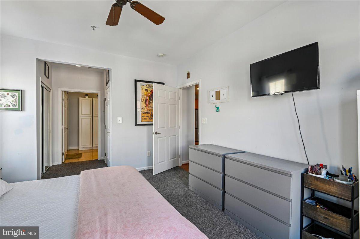 ELKRIDGE CROSSING - Residential