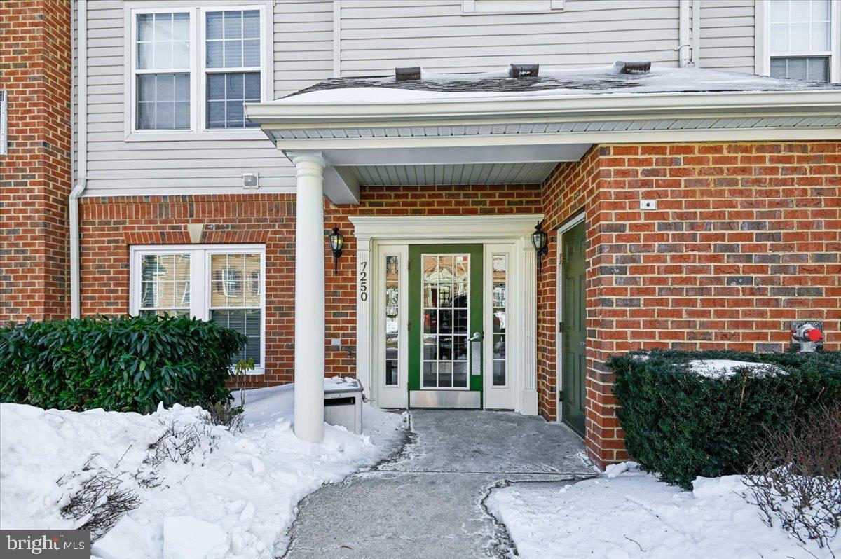 ELKRIDGE CROSSING - Residential