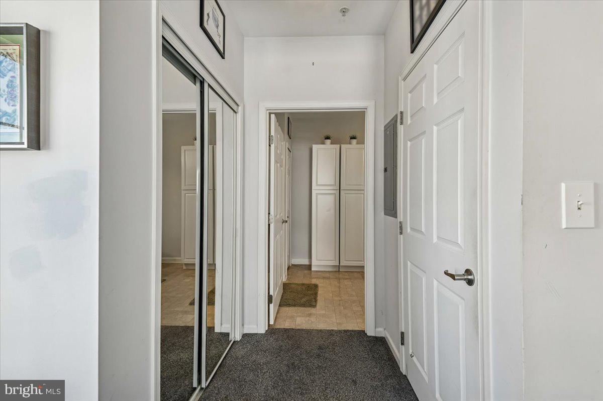 ELKRIDGE CROSSING - Residential