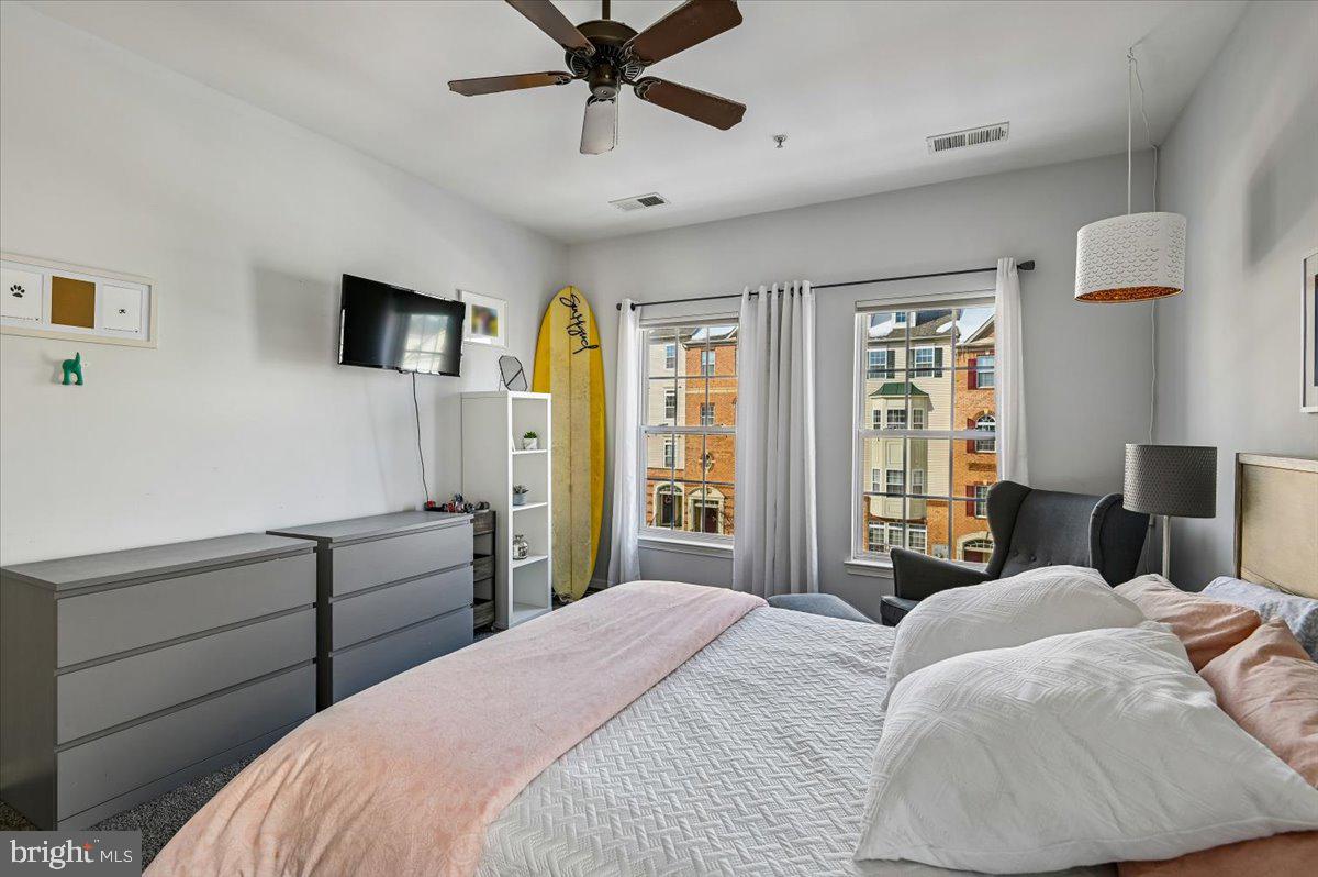 ELKRIDGE CROSSING - Residential