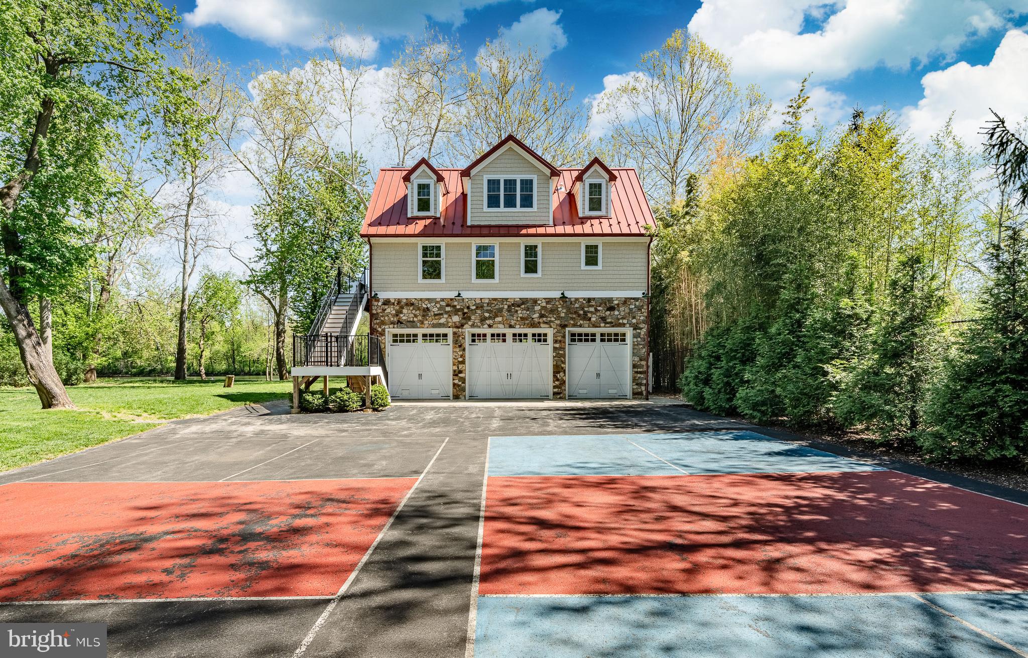 100 W INDIAN LANE