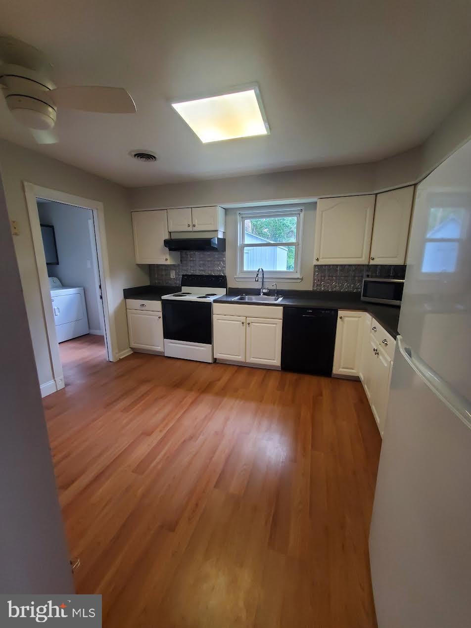 261 GARDEN AVENUE