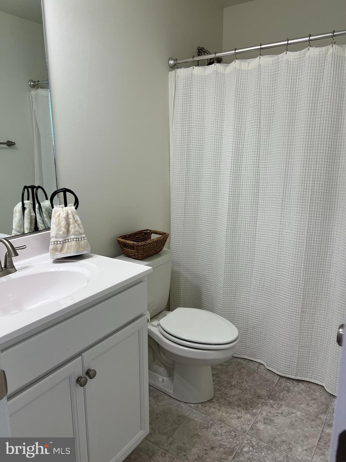 ROLLING WOODS - Residential