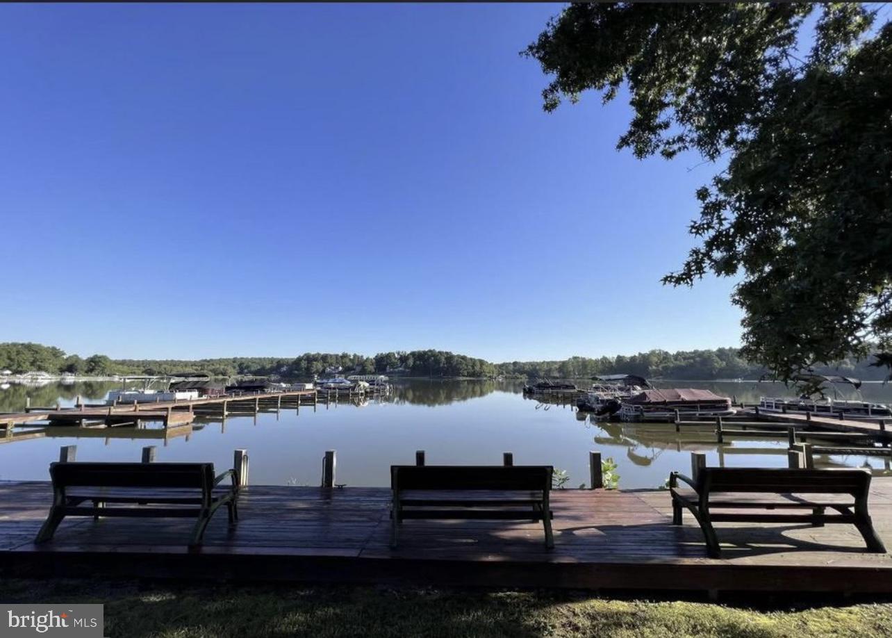 ROLLING WOODS - Residential