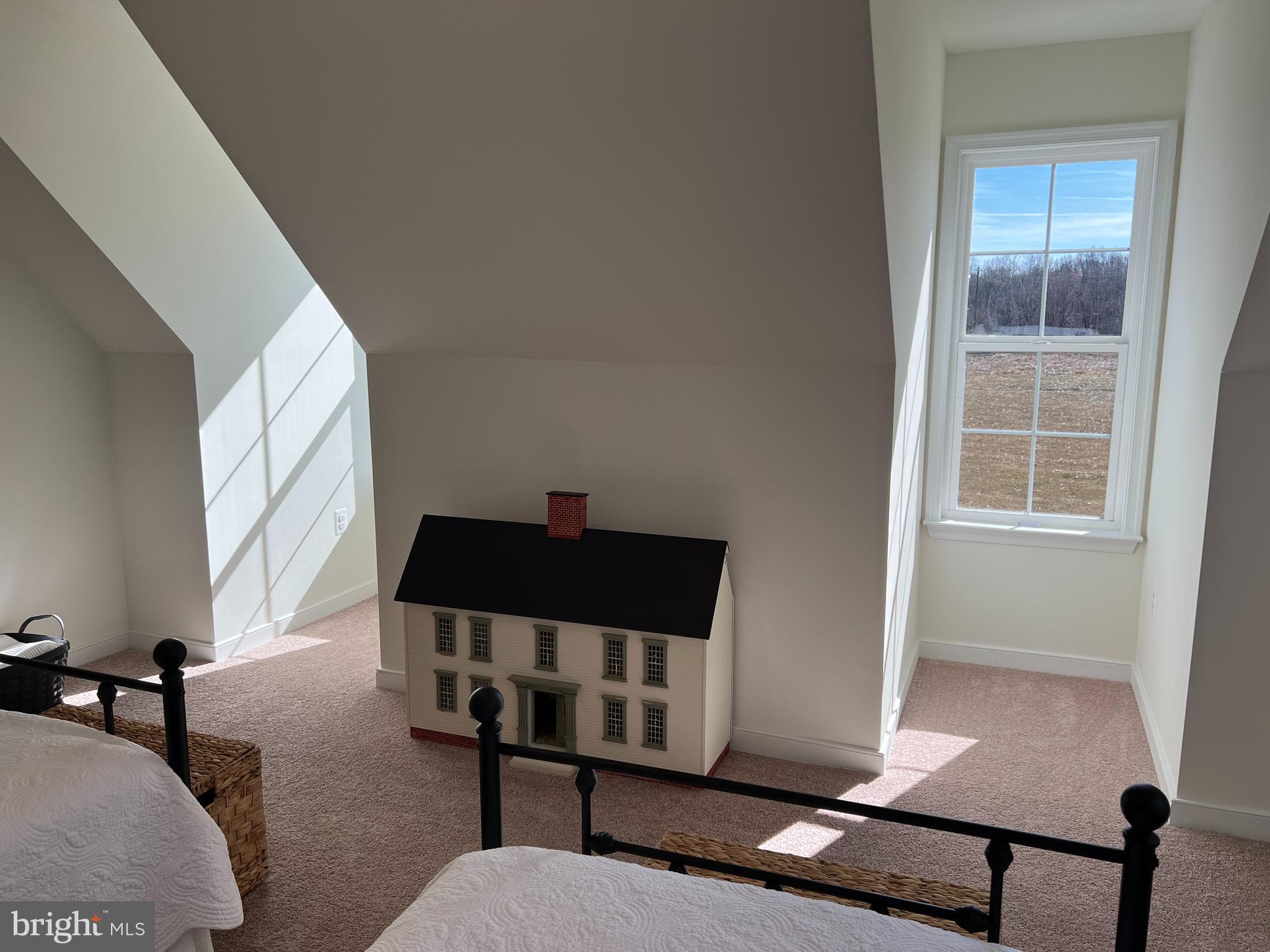 ROLLING WOODS - Residential