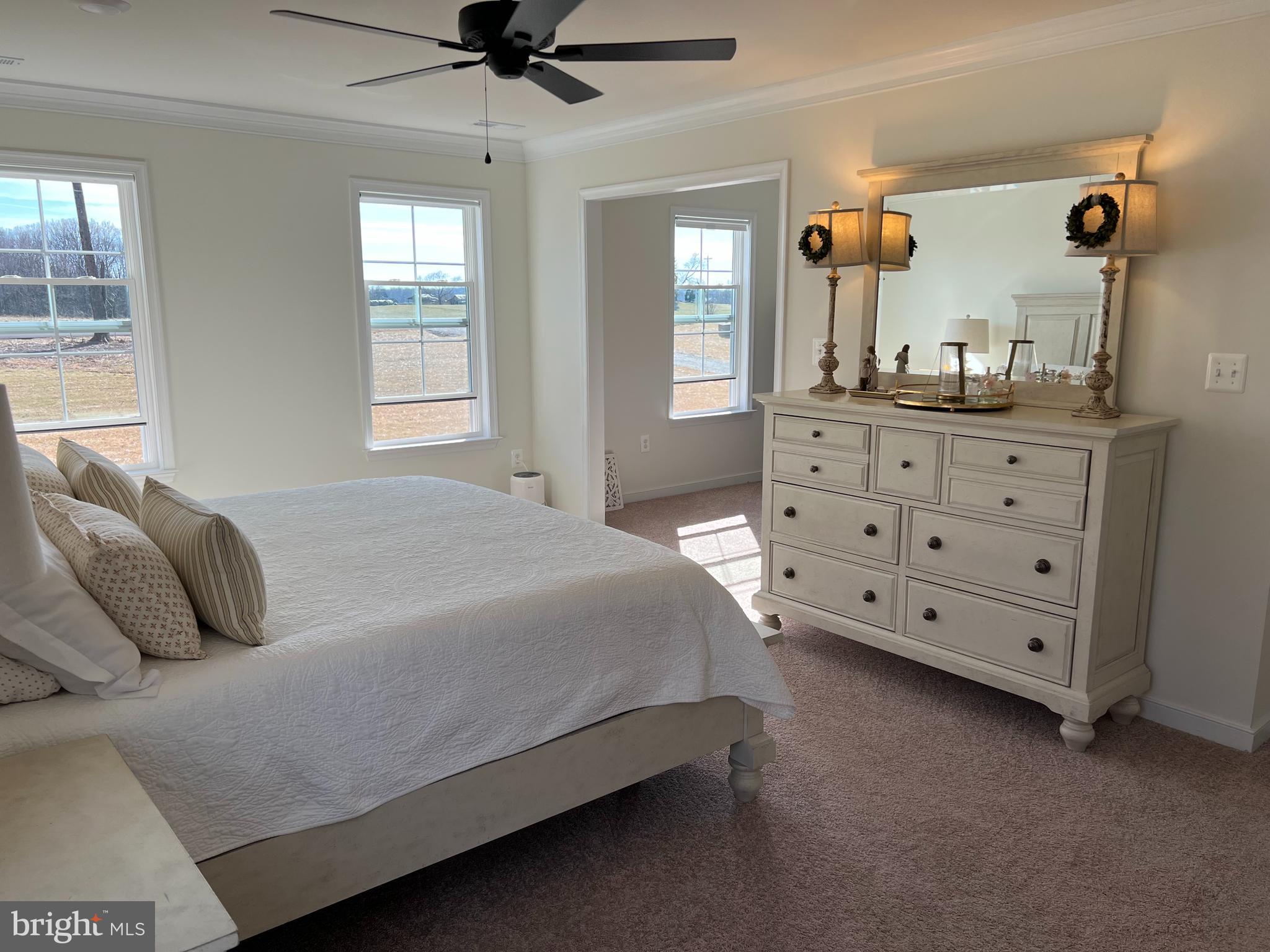 ROLLING WOODS - Residential