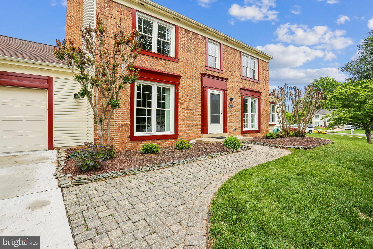 CASHELL MANOR - Residential
