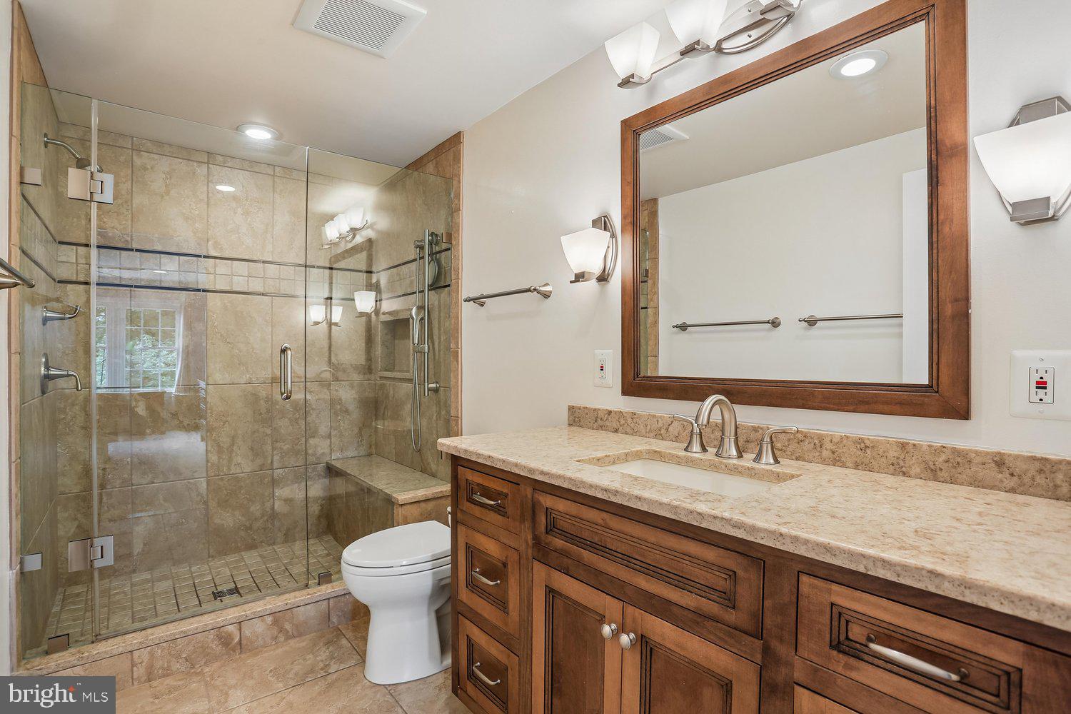 CASHELL MANOR - Residential