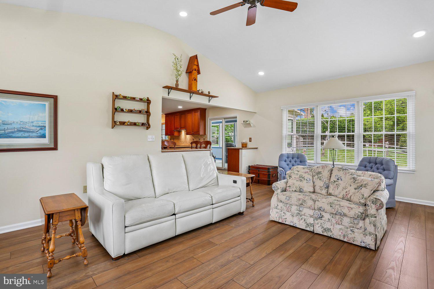 CASHELL MANOR - Residential