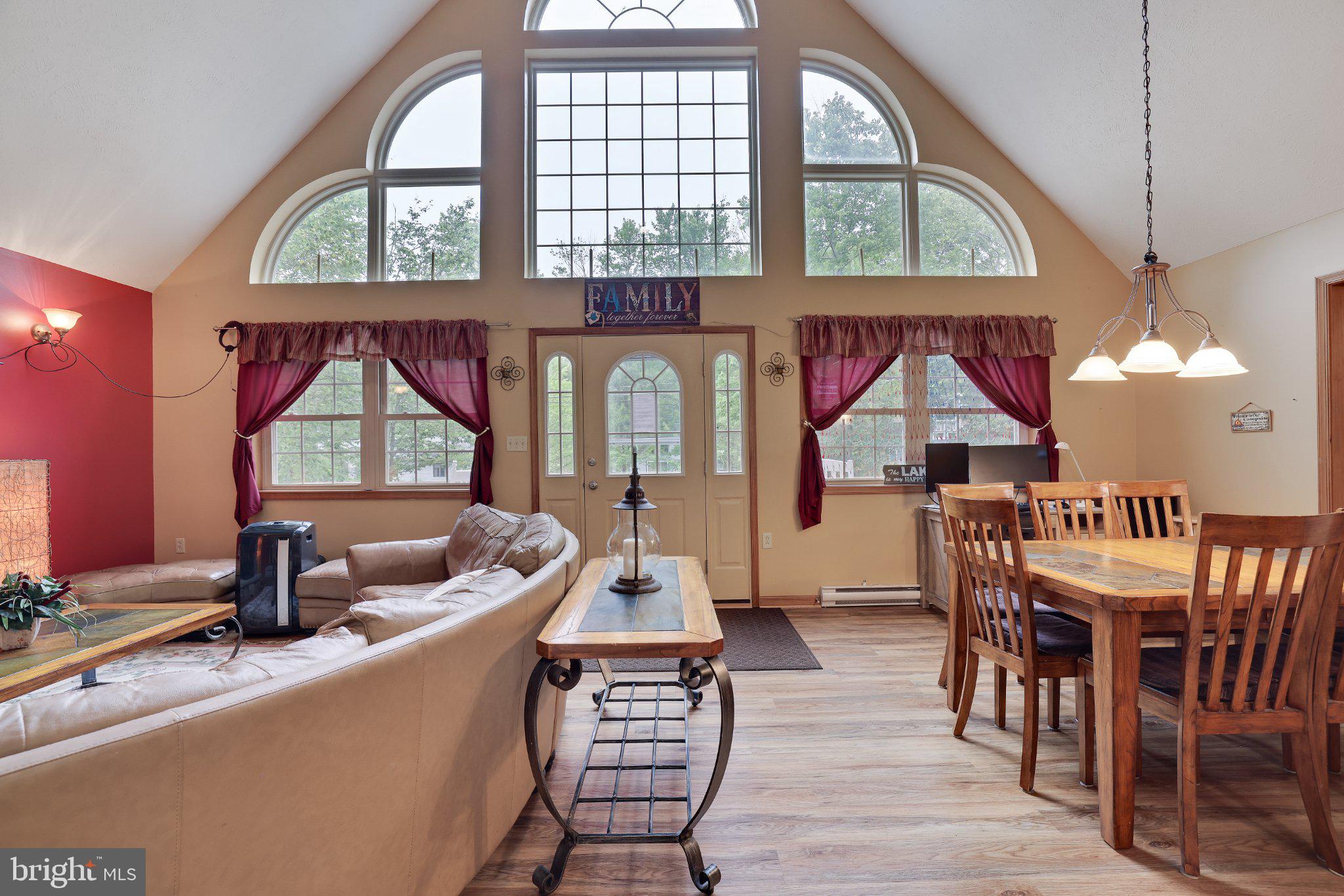 ARROWHEAD NORHT - Residential