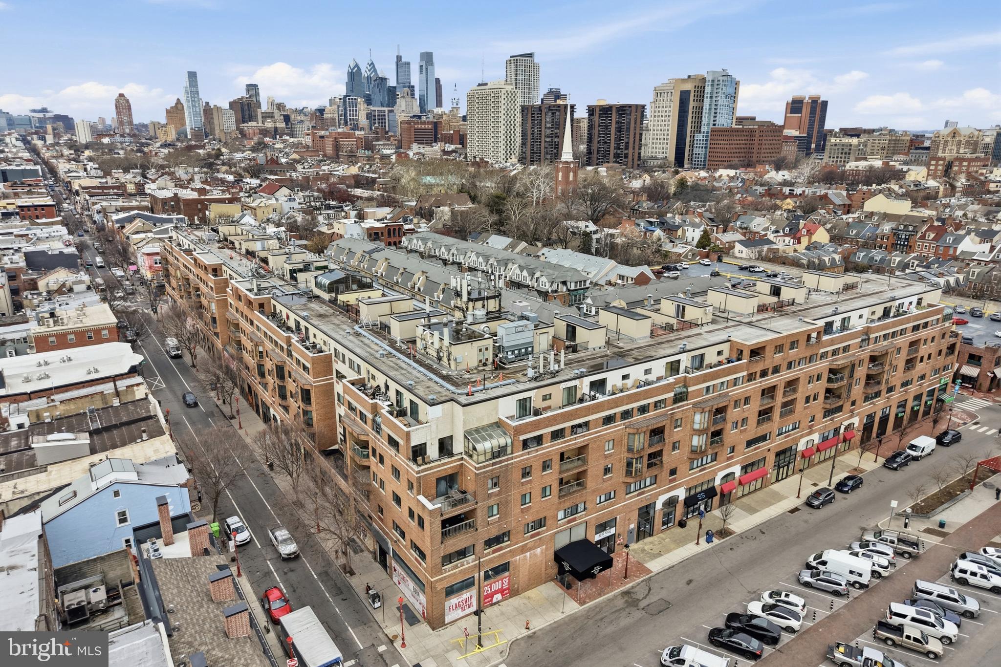 SOCIETY HILL - Residential