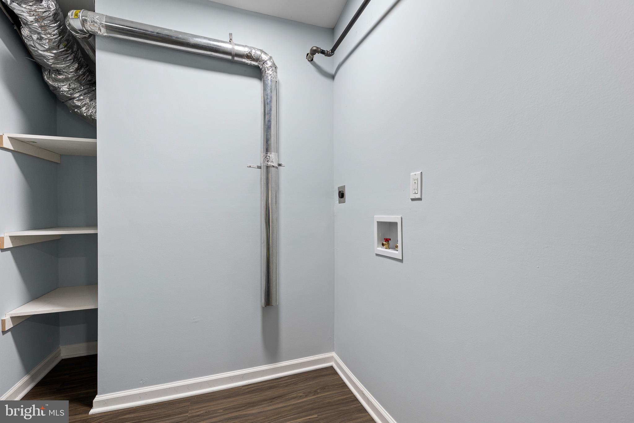 BROOKSIDE - Residential