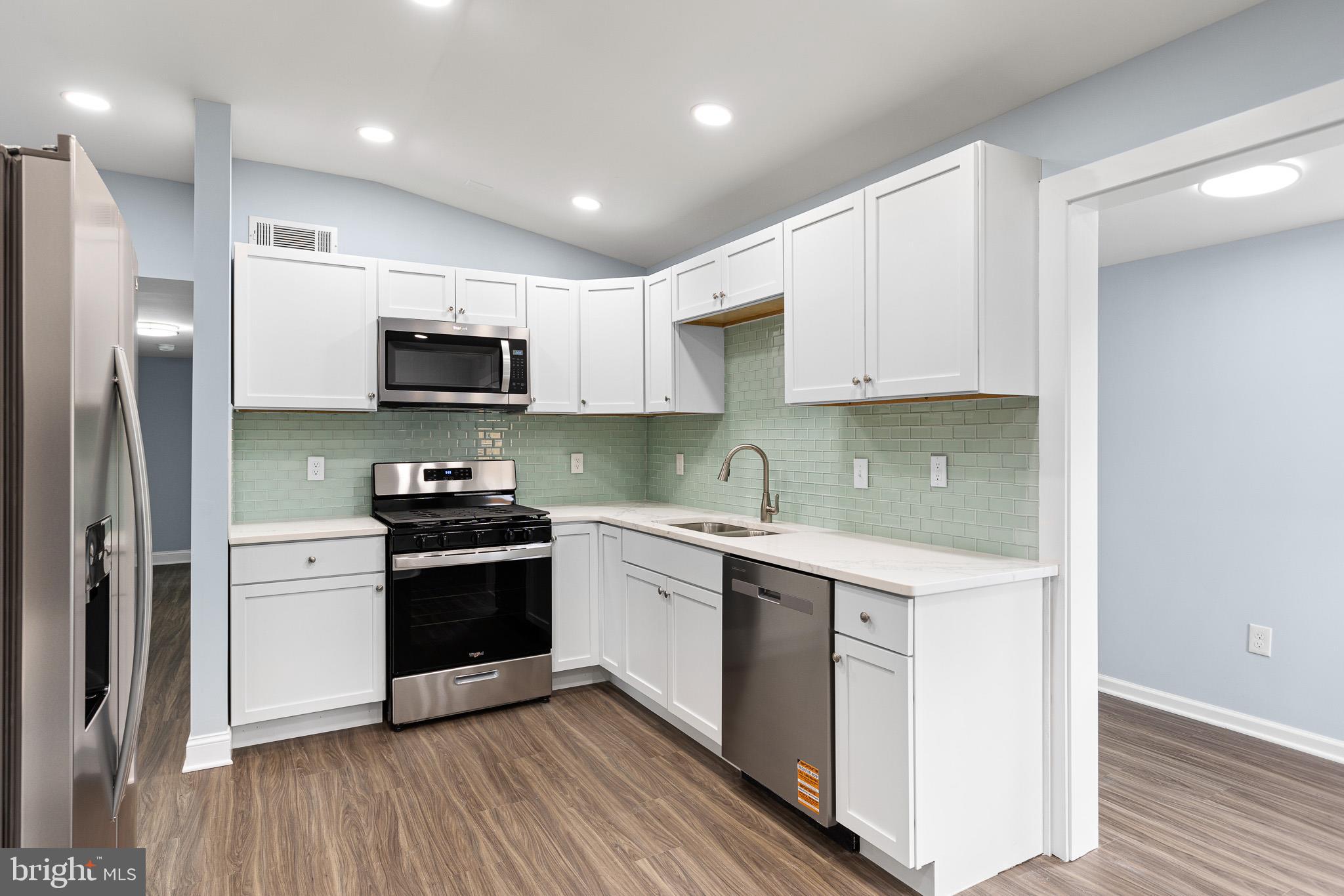 BROOKSIDE - Residential