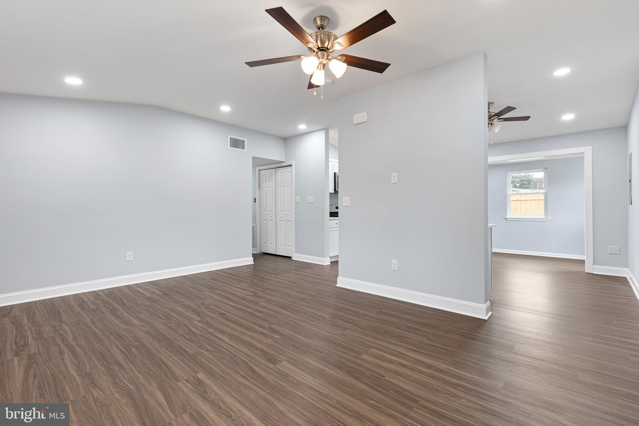 BROOKSIDE - Residential