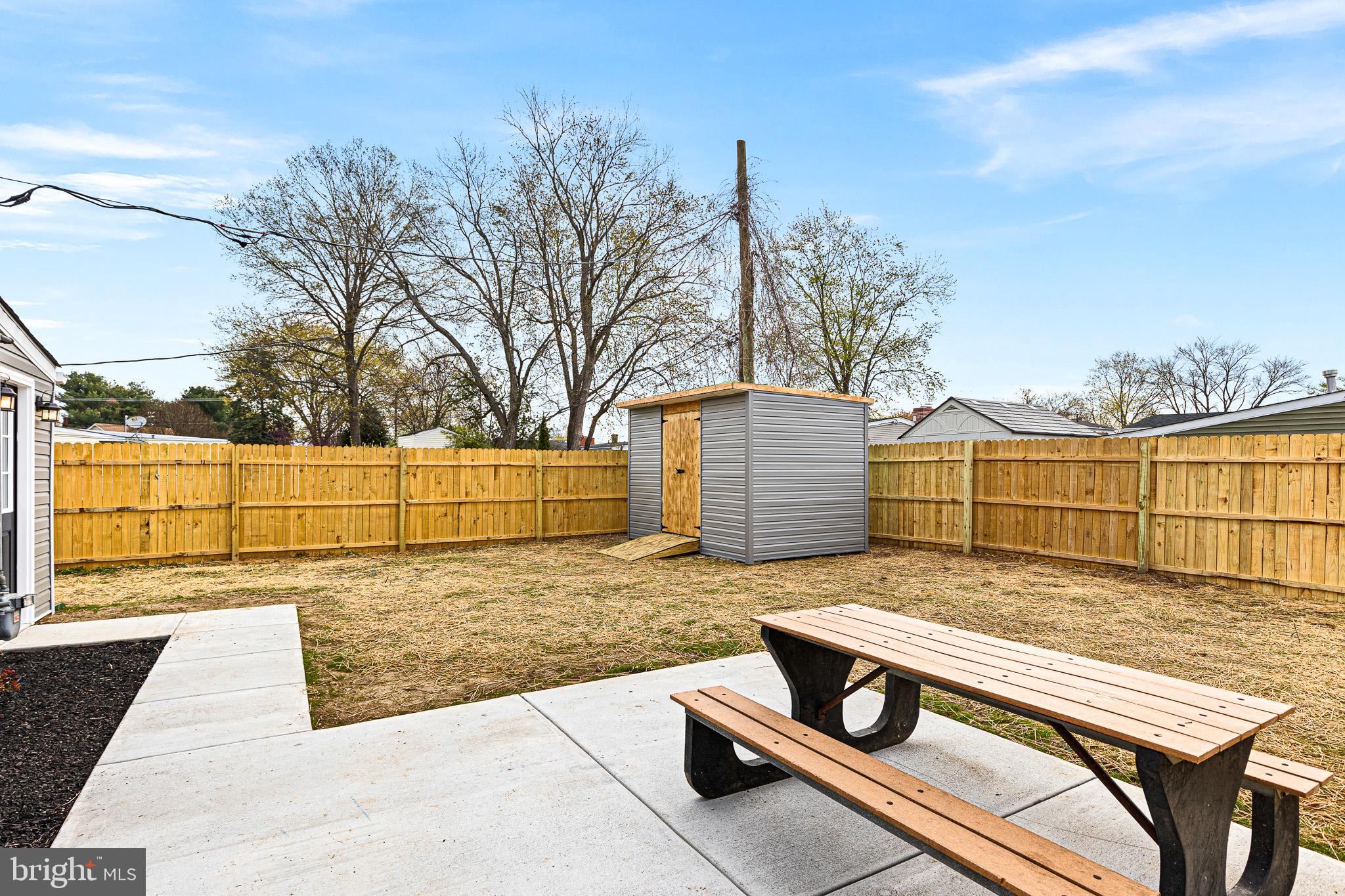 BROOKSIDE - Residential