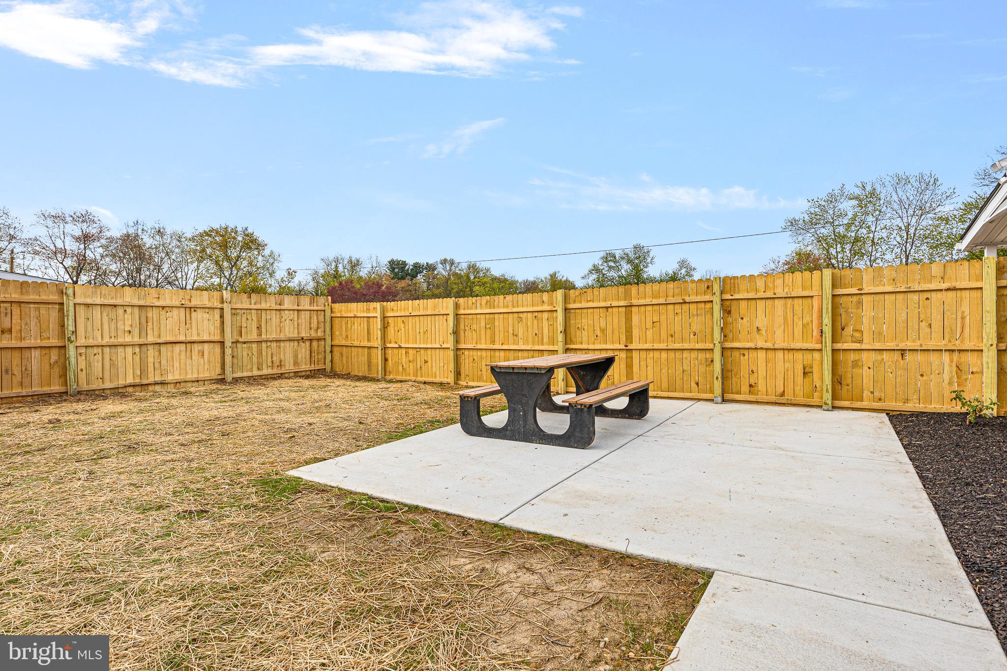 BROOKSIDE - Residential