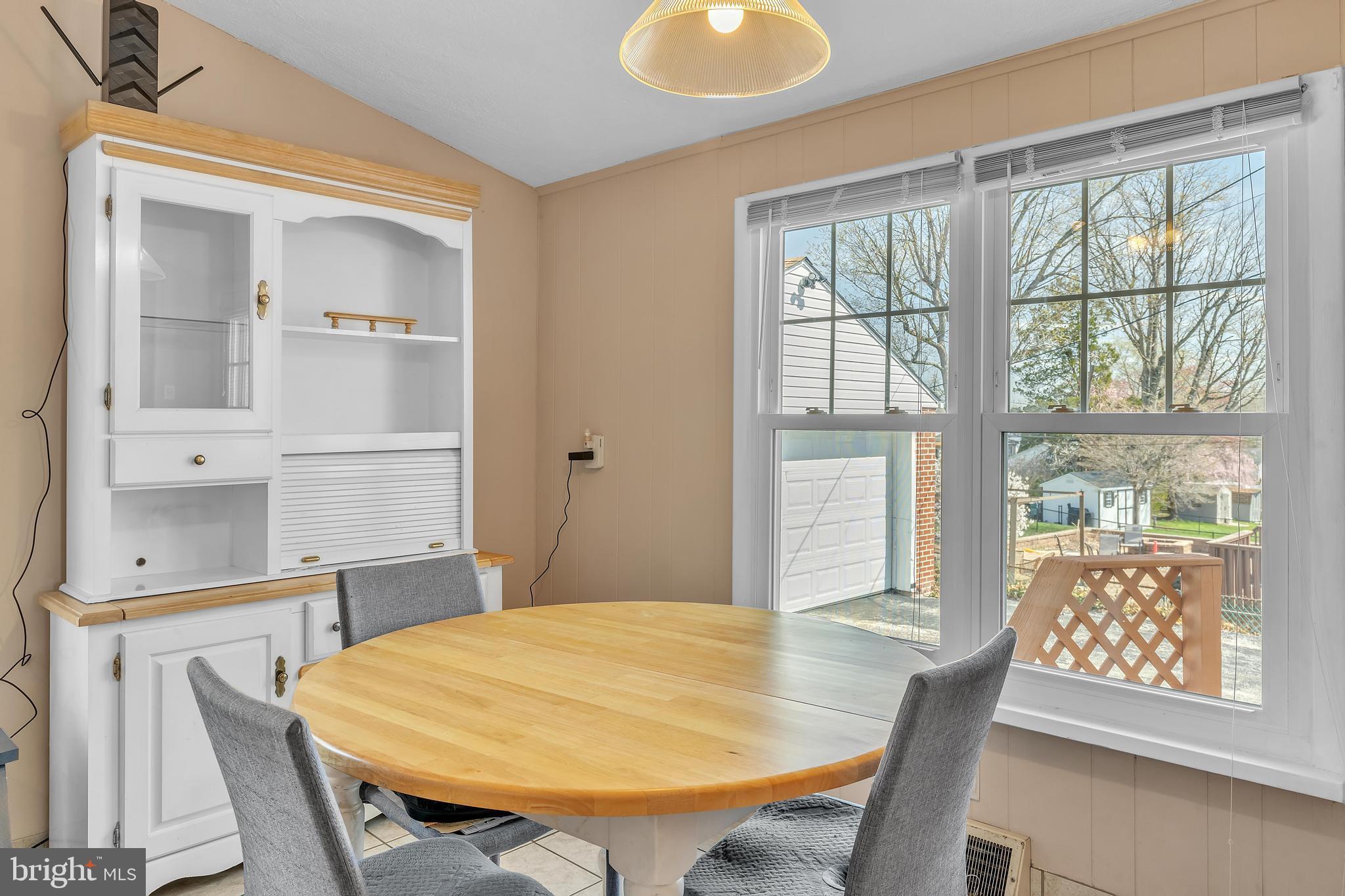 LAWRENCE PARK - Residential