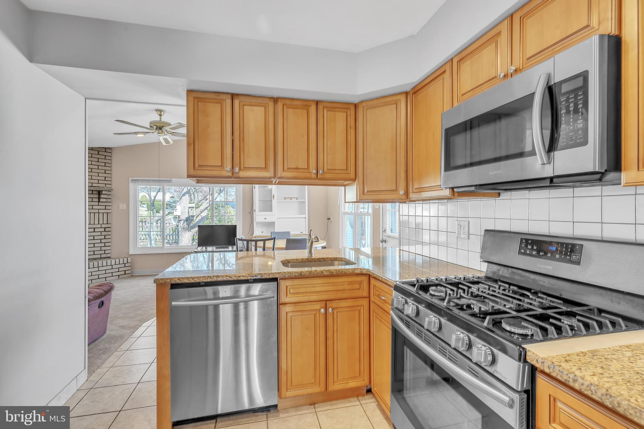 LAWRENCE PARK - Residential