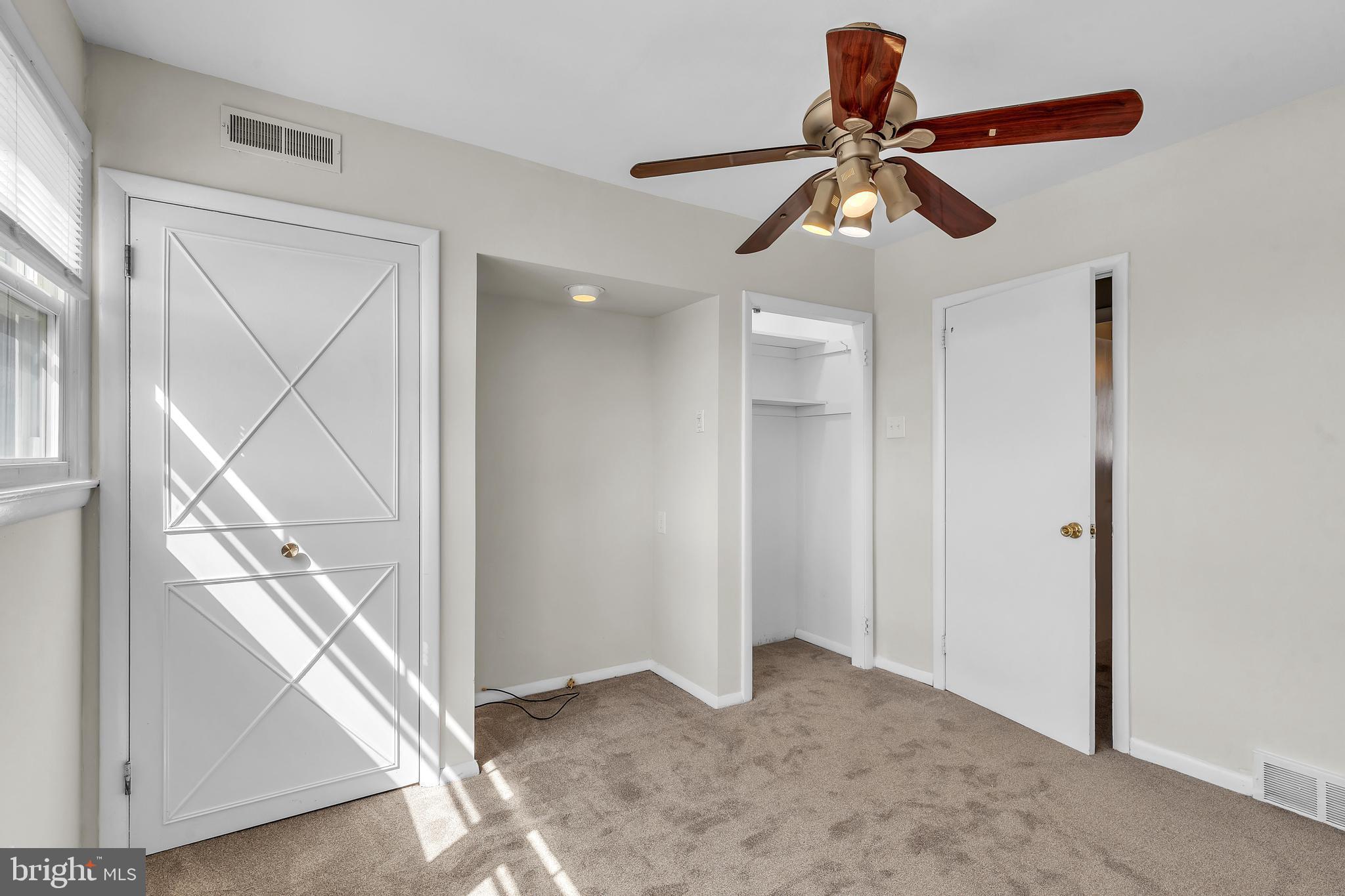 LAWRENCE PARK - Residential