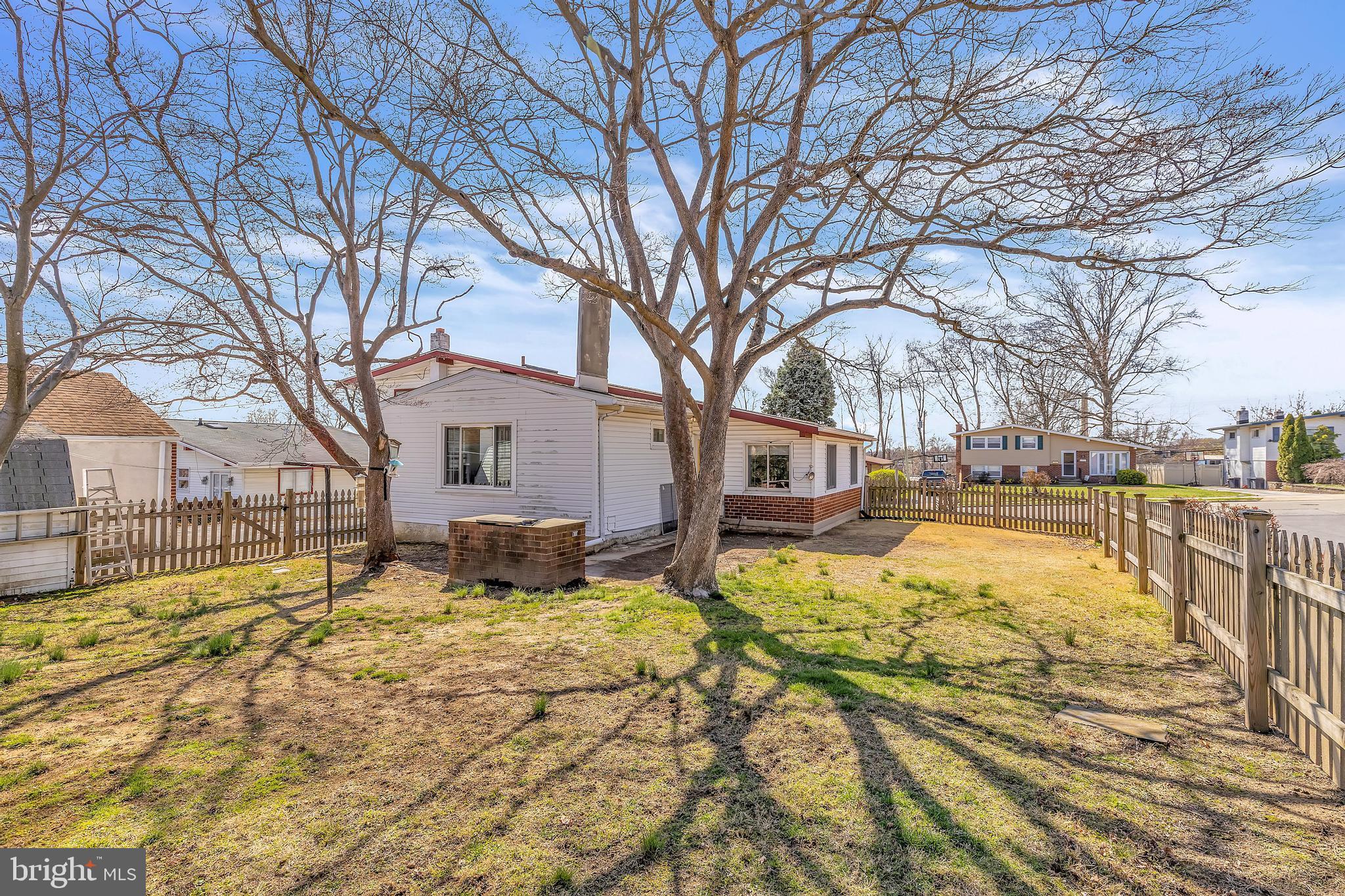 LAWRENCE PARK - Residential