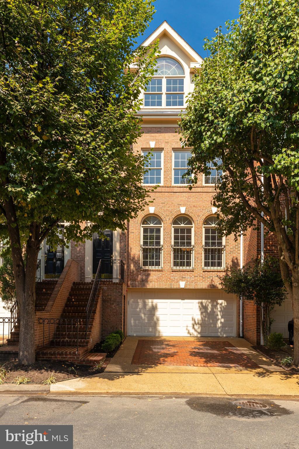 HIGHGATE - Residential