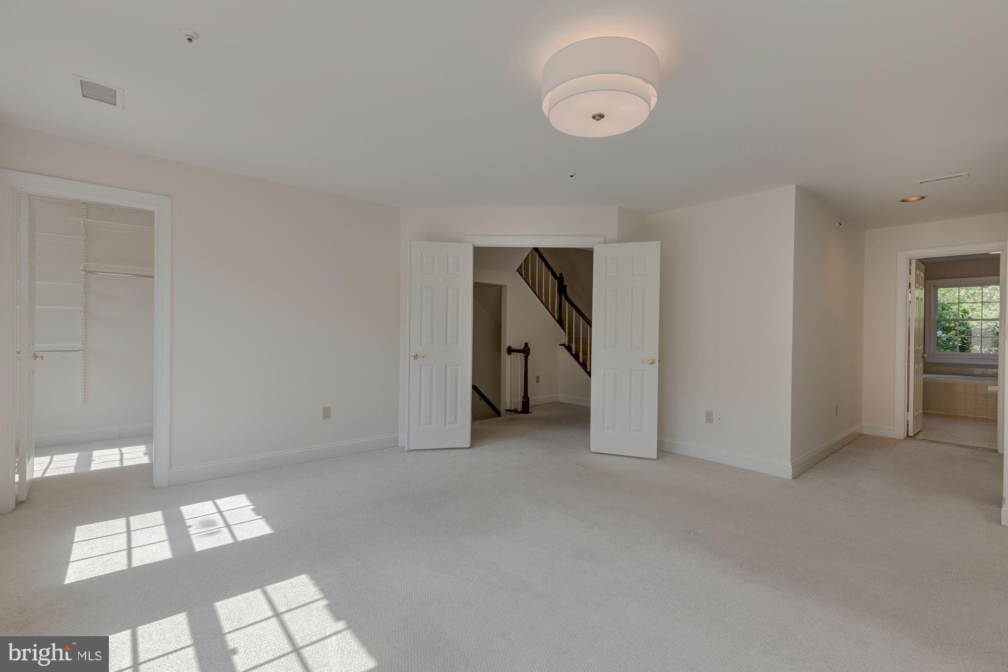 HIGHGATE - Residential