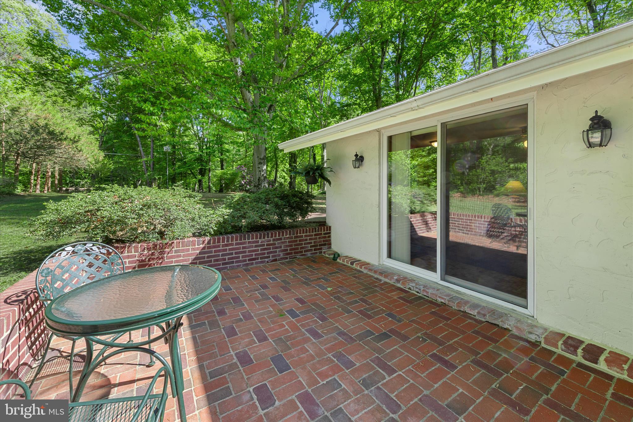 MILLINGTON - Residential